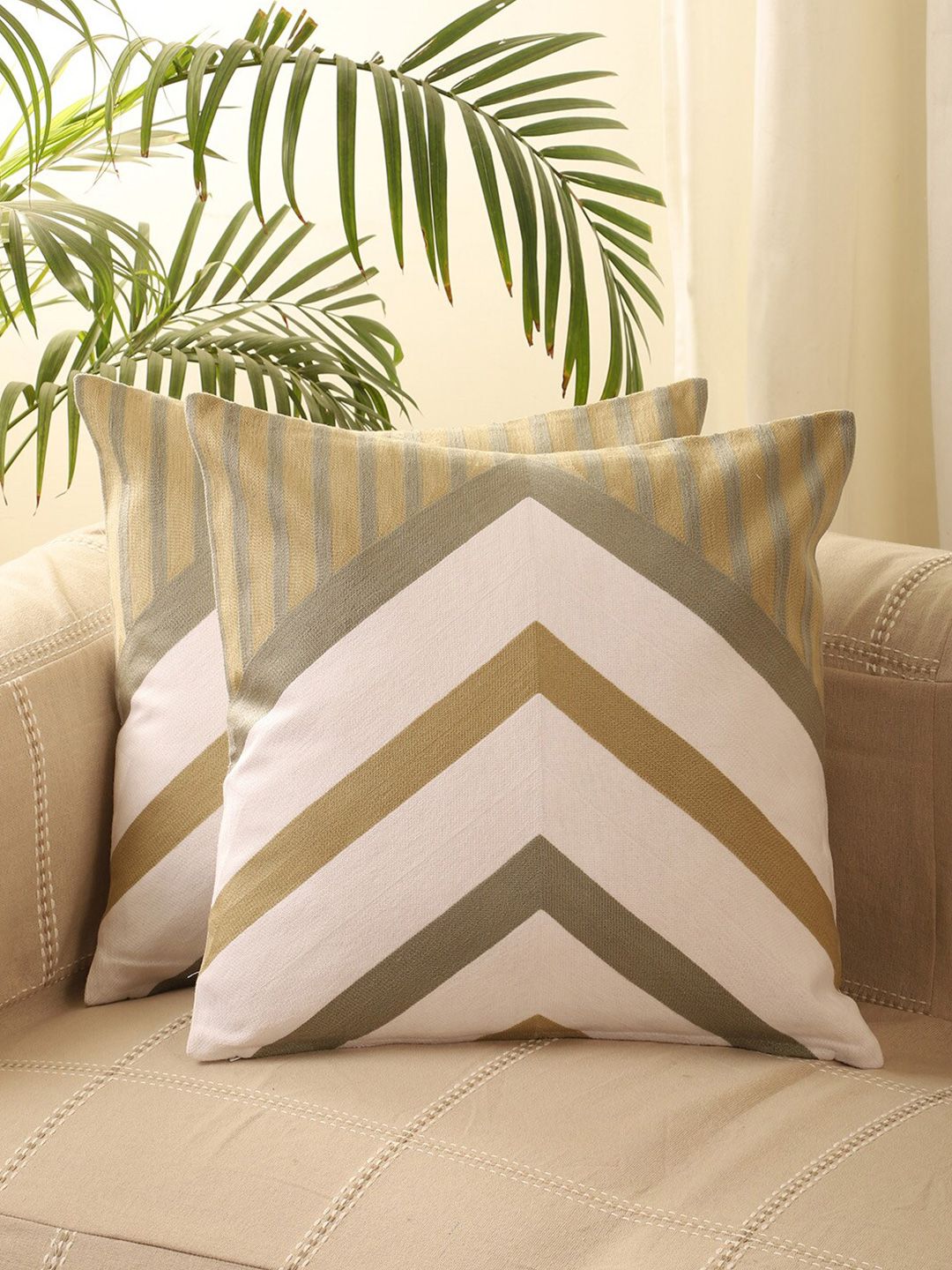 Jamio Firati Brown & White Set of 2 Geometric Square Cushion Covers Price in India