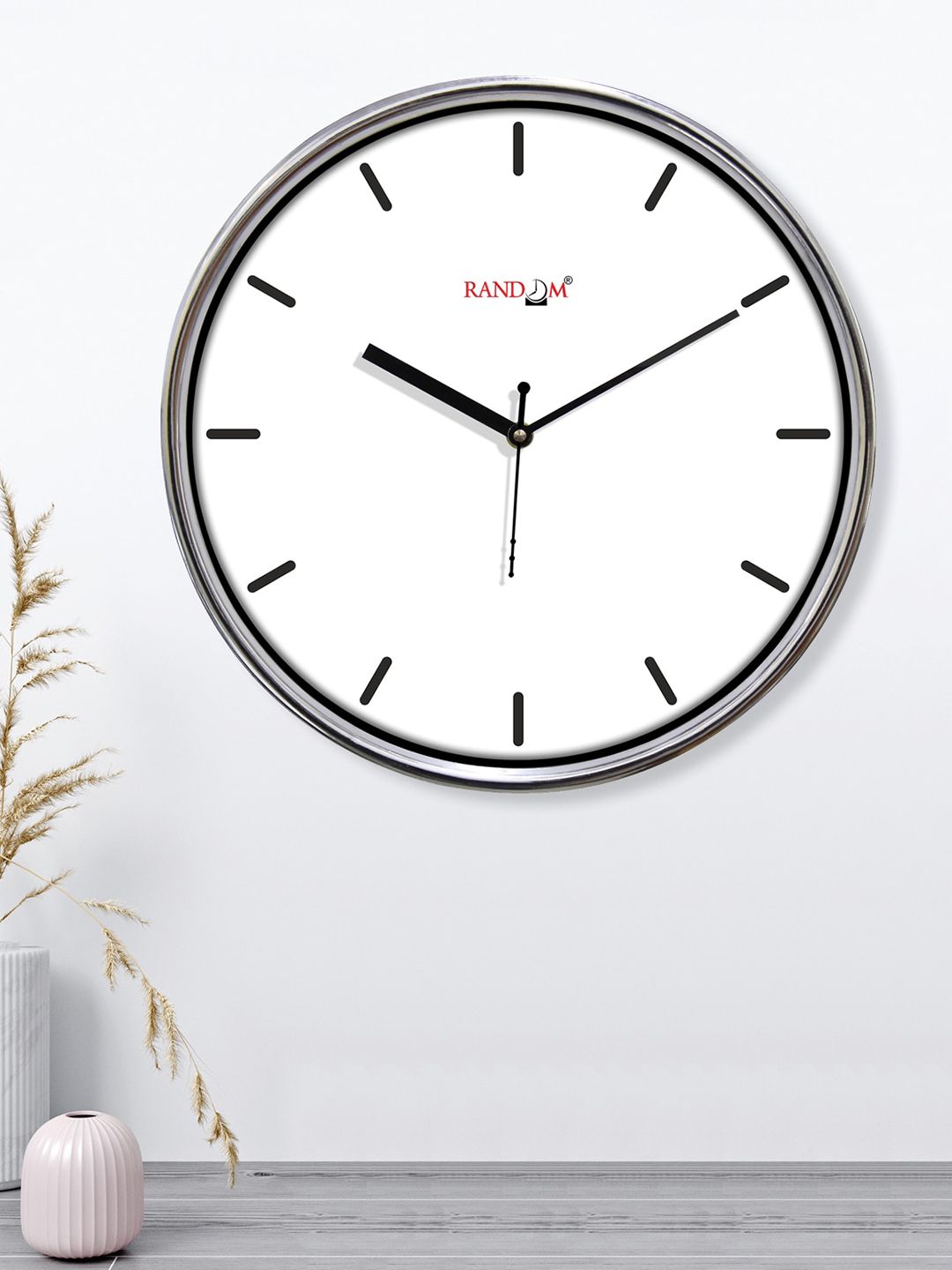 RANDOM Unisex White Clocks Price in India