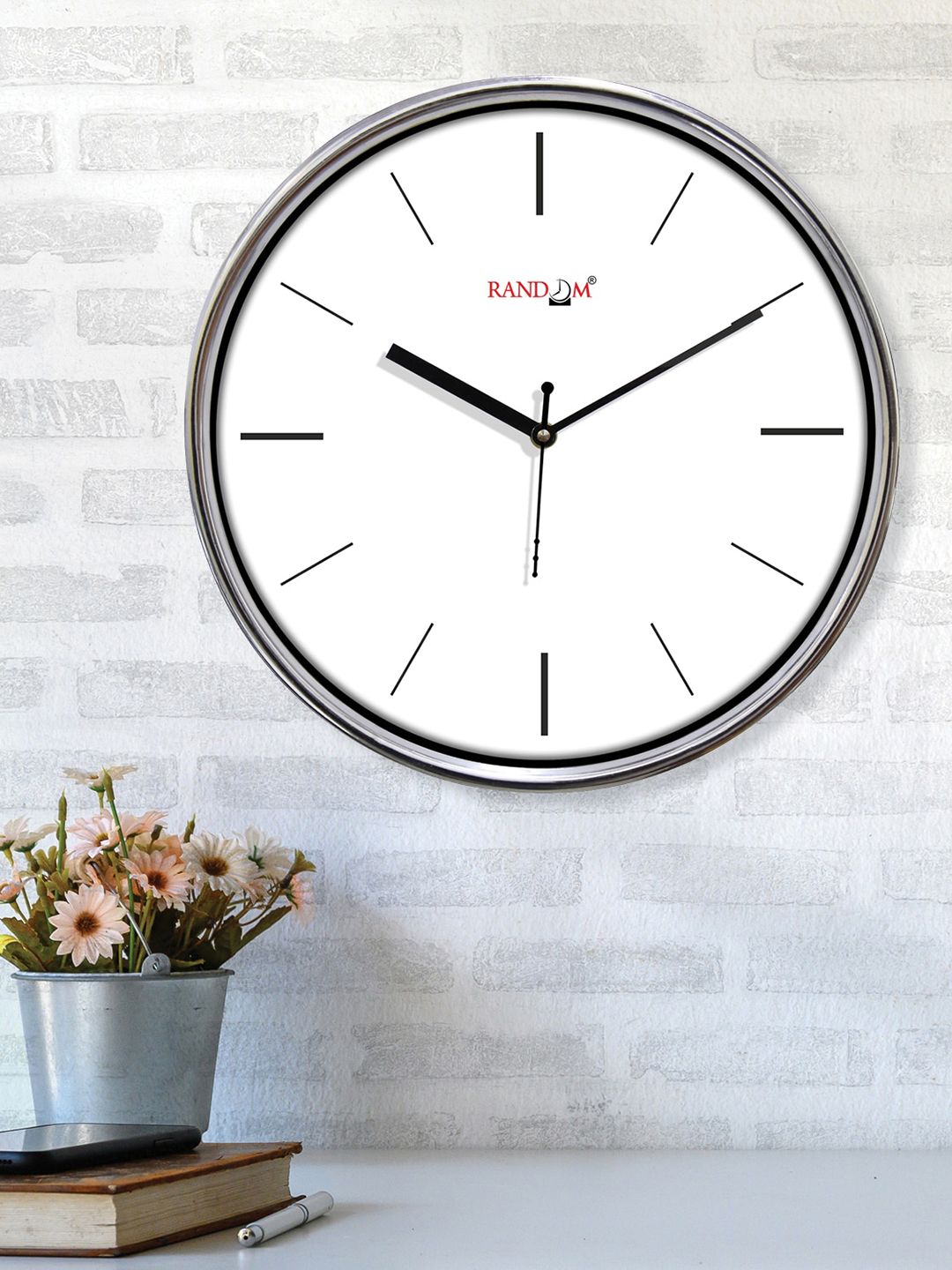 RANDOM Unisex White Clocks Price in India