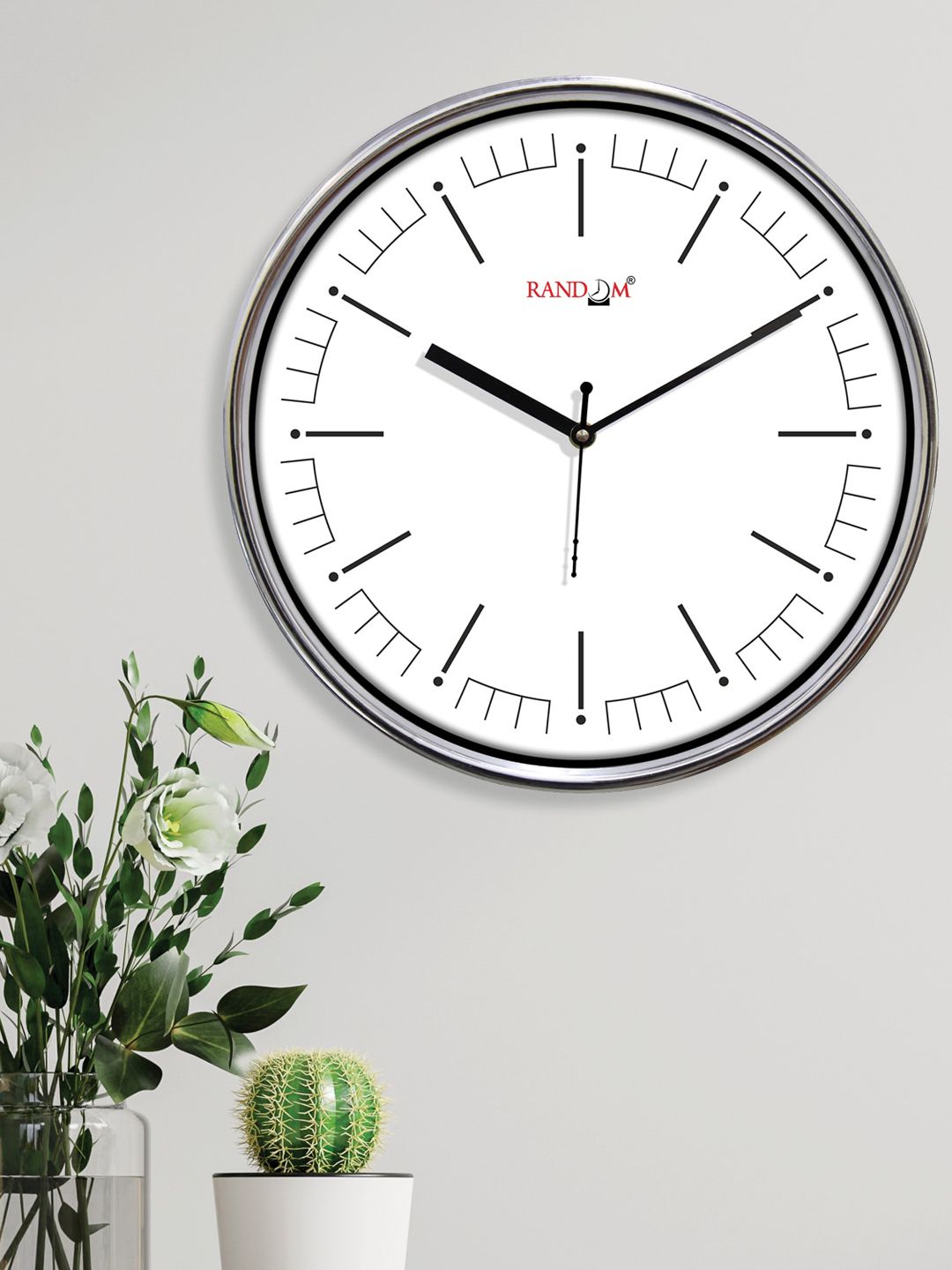 RANDOM Unisex White Clocks Price in India