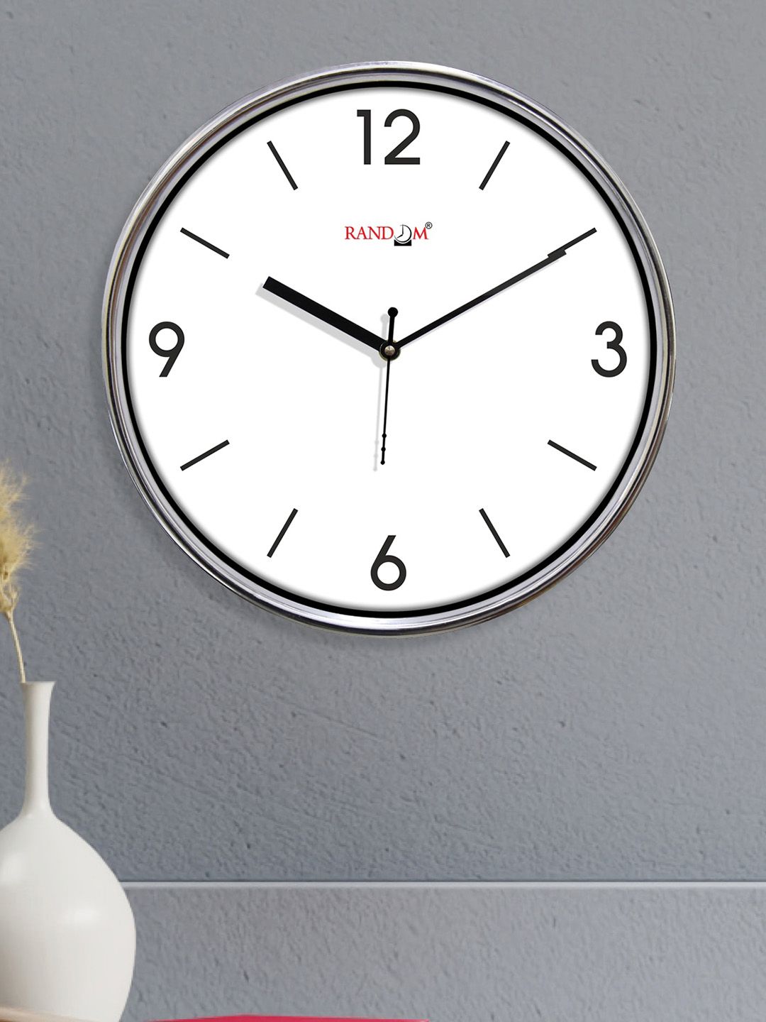 RANDOM Unisex White Clocks Price in India