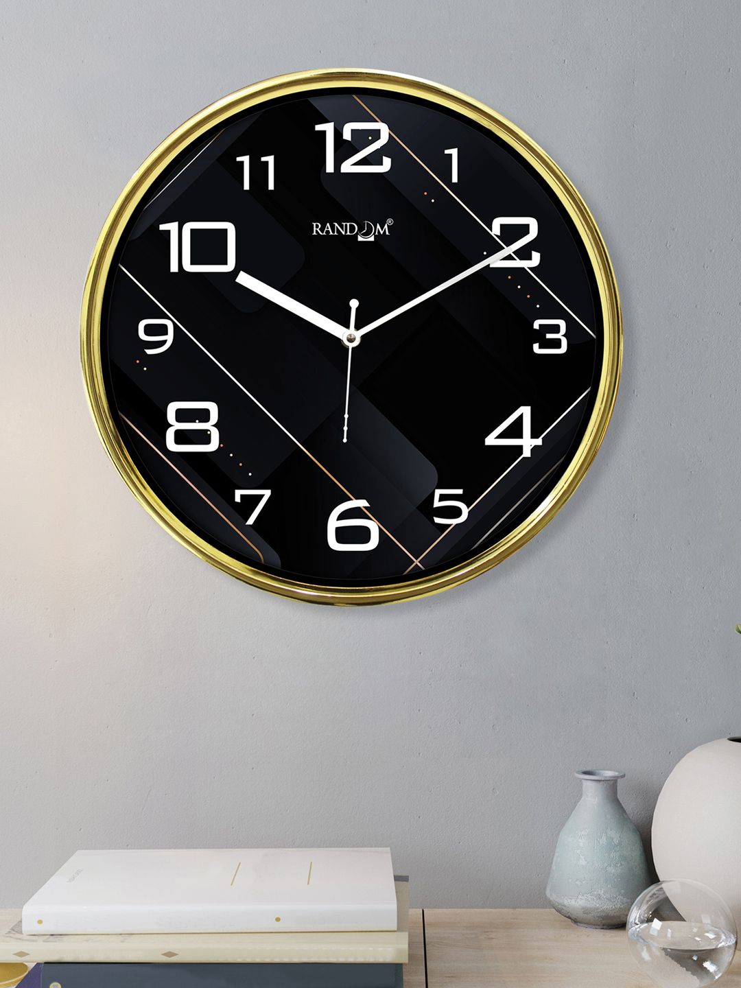 RANDOM Unisex Black Clocks Price in India