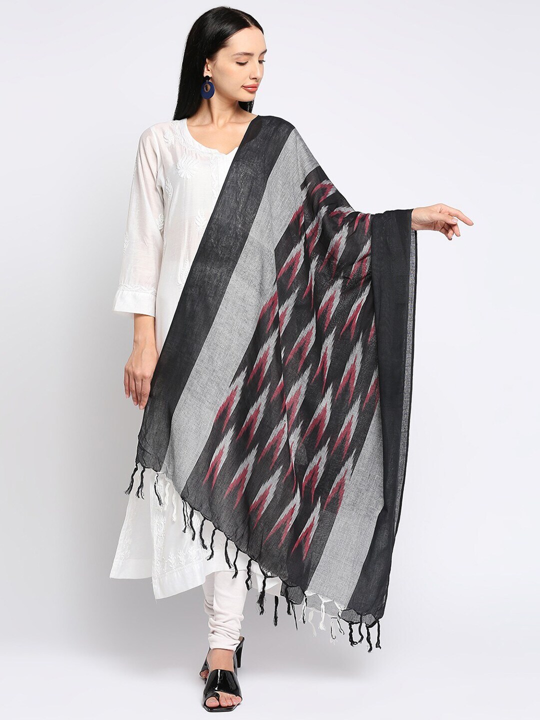 Get Wrapped Black & Grey Printed Pure Cotton Ikat Dupatta Price in India