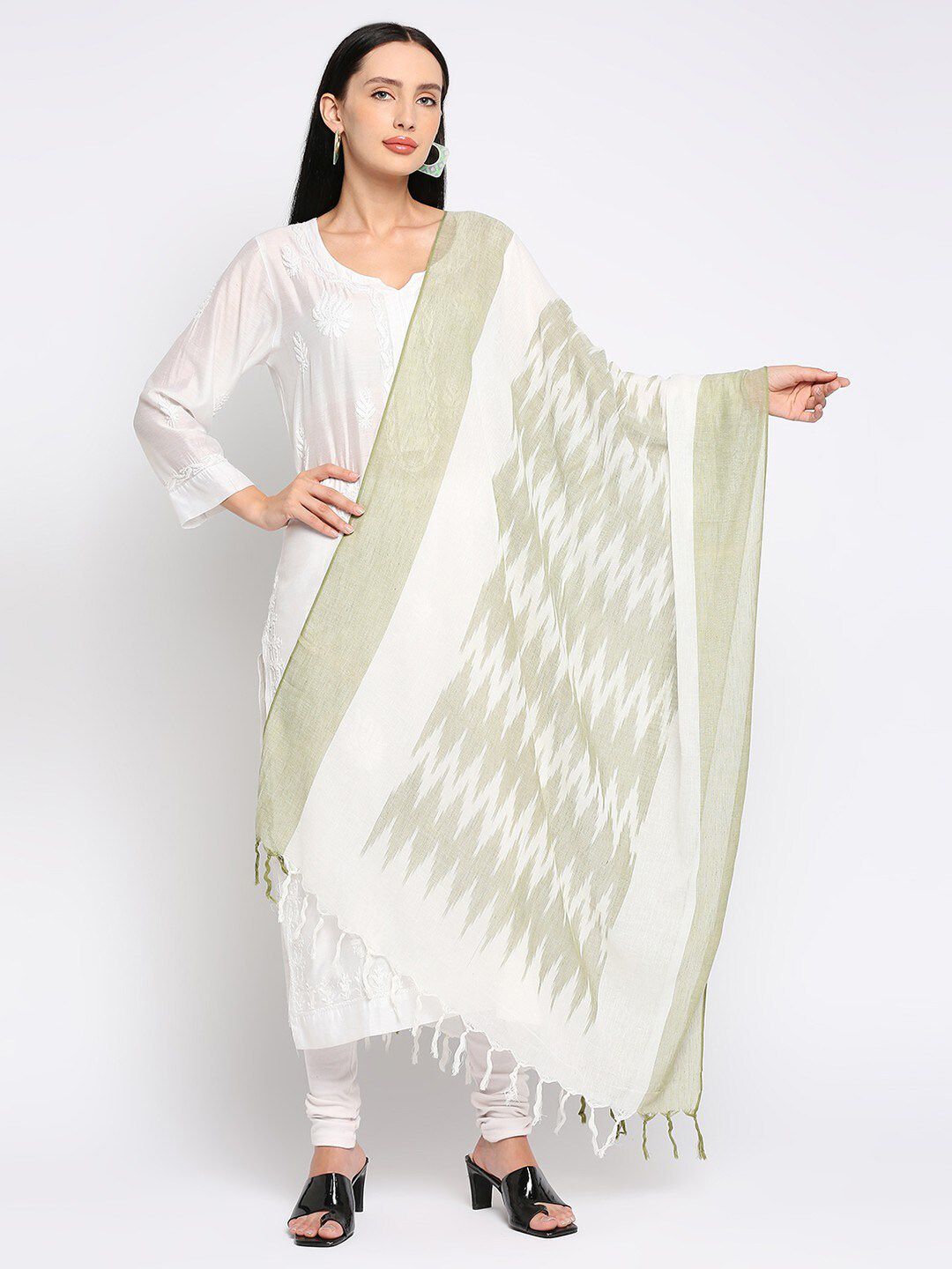 Get Wrapped Green & White Printed Pure Cotton Ikat Dupatta Price in India