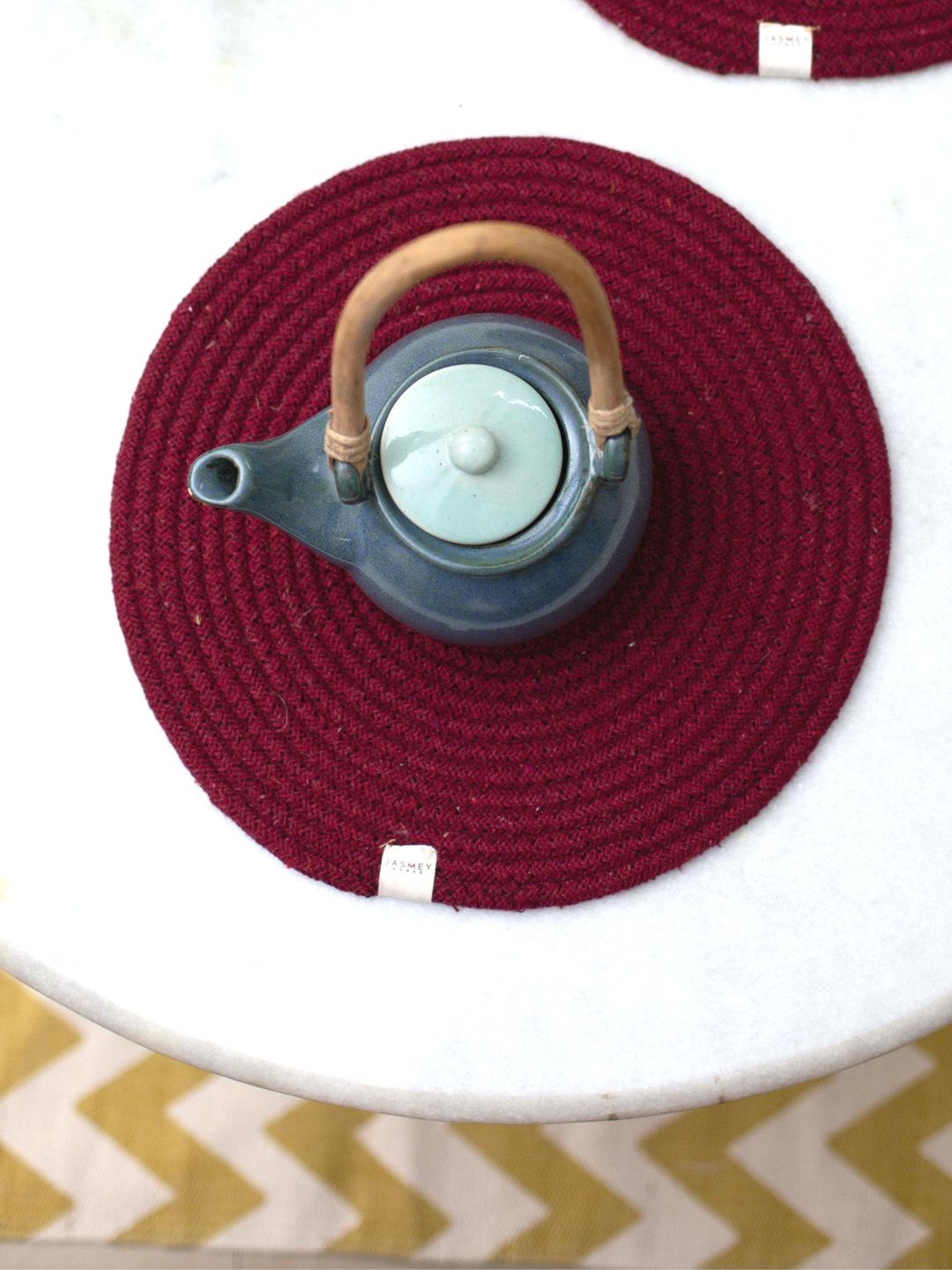 JASMEY HOMES  Maroon Textured Round Cotton Table Placemats Price in India