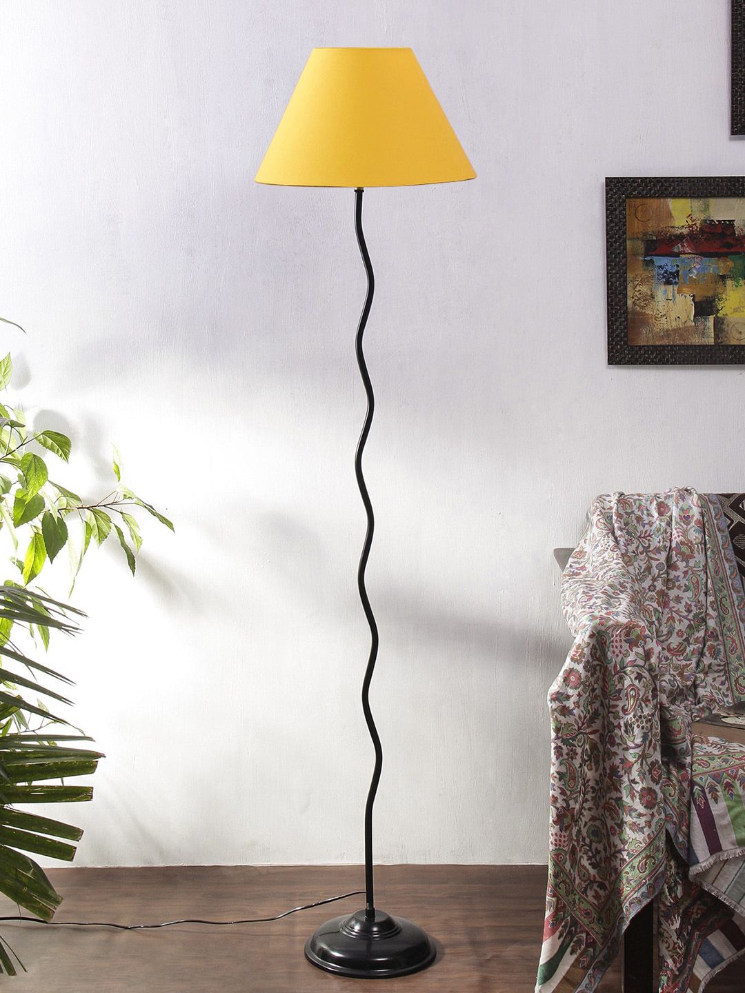 Devansh Yellow-Colored Zig Zag Iron Floor Lamp Price in India