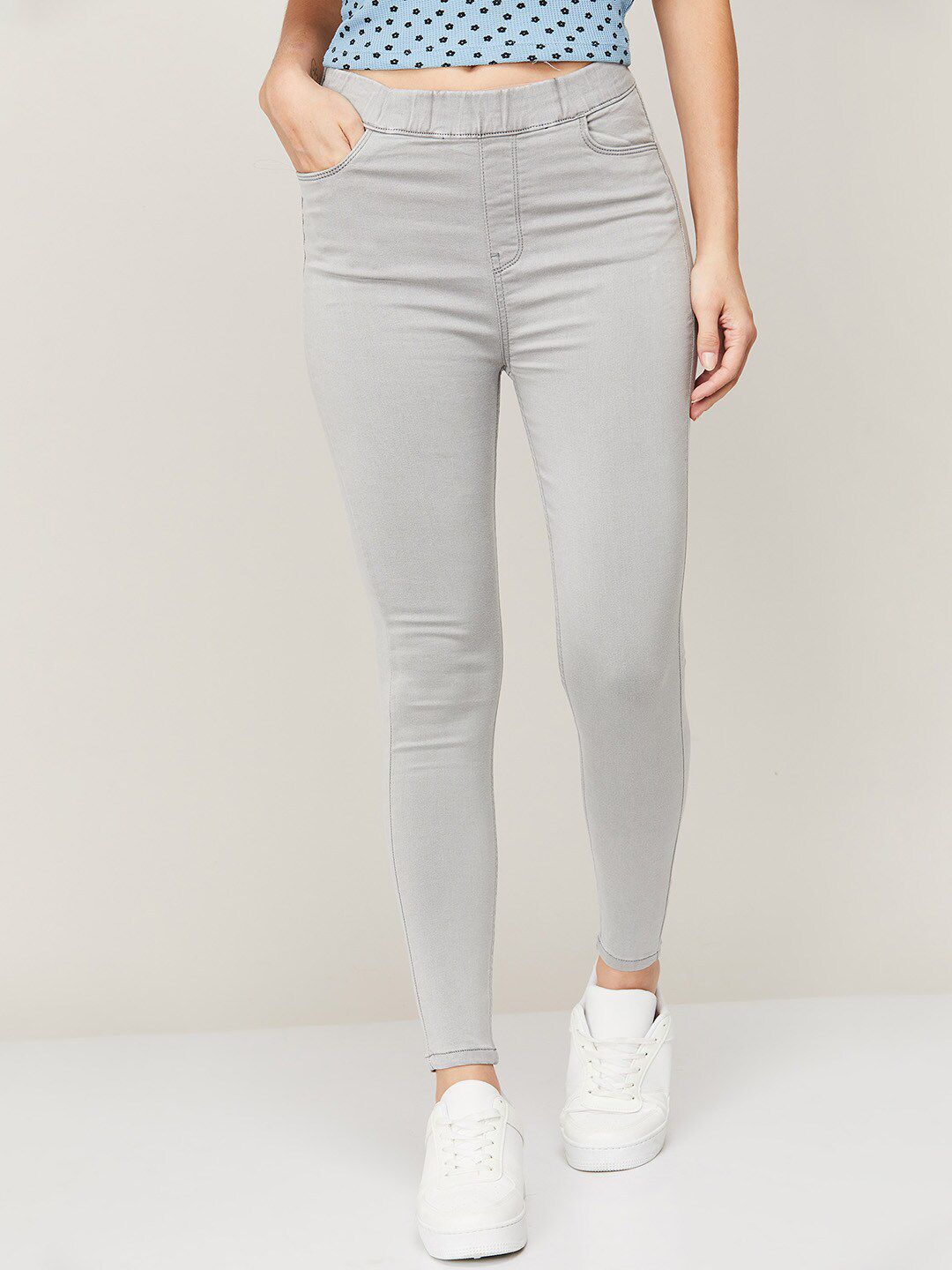 Ginger by Lifestyle Women Grey Skinny Fit Jeans Price in India