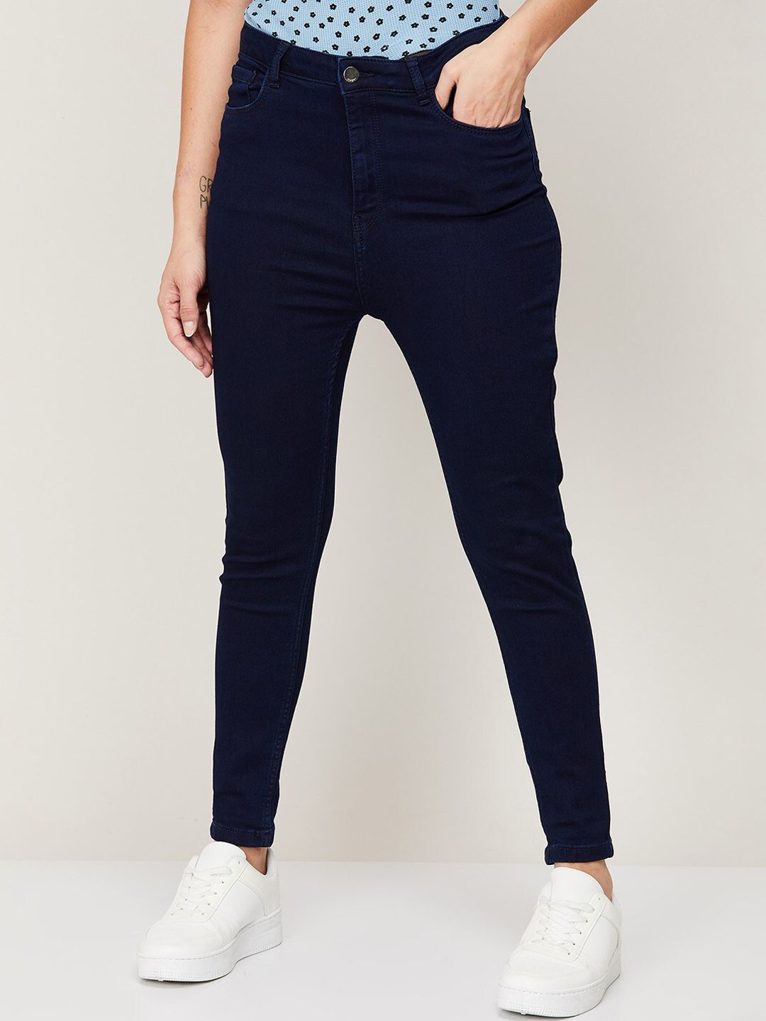 Ginger by Lifestyle Women Blue Skinny Fit Jeans Price in India