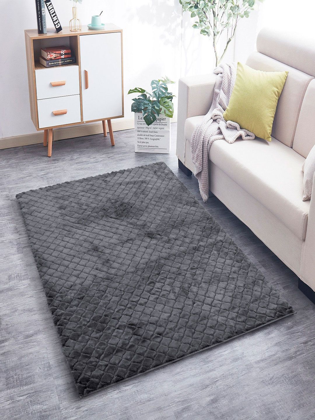 LUXEHOME INTERNATIONAL  Grey  Solid Austria Carpets Price in India