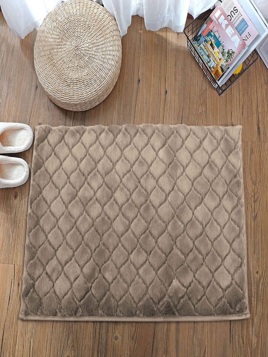 LUXEHOME INTERNATIONAL  Taupe Solid 1000 GSM Austria Bath Rugs Price in India