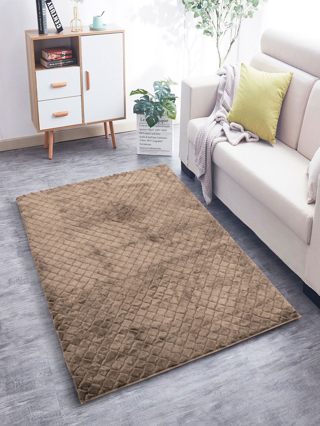 LUXEHOME INTERNATIONAL Taupe Checked Carpets Price in India