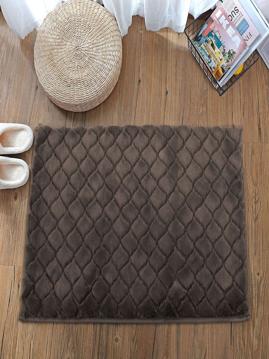 LUXEHOME INTERNATIONAL Coffee Brown Solid 1000 GSM Bath Rugs Price in India
