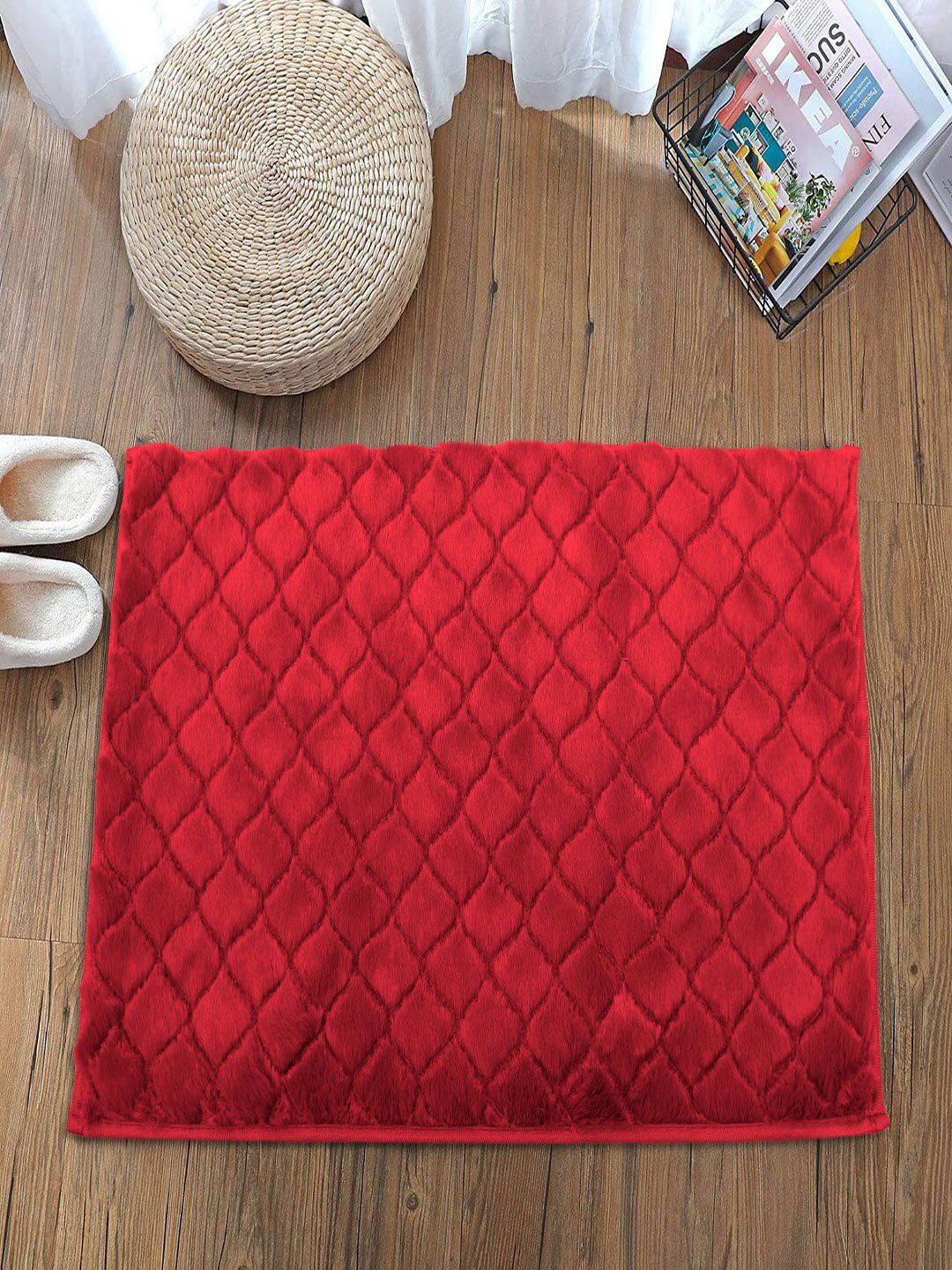 LUXEHOME INTERNATIONAL Red Checked 1000 GSM Bath Rugs Price in India