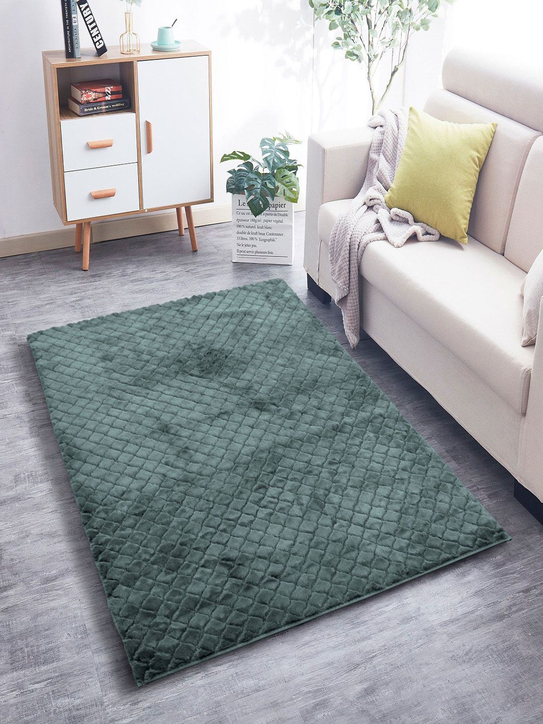 LUXEHOME INTERNATIONAL Green Solid Antiskid Austria Carpets Price in India
