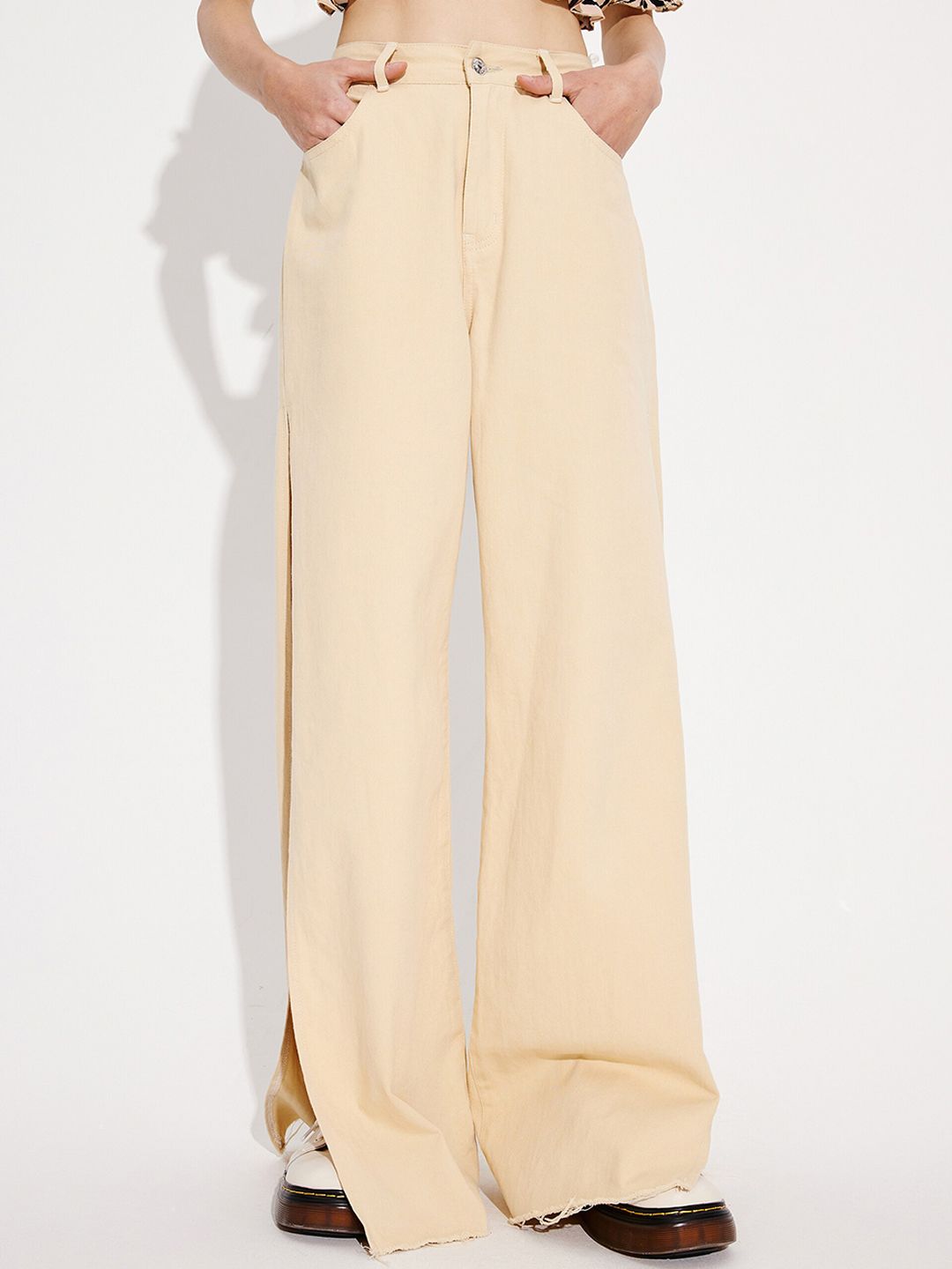 URBANIC Women Peach-Coloured Relaxed Fit Jeans Price in India