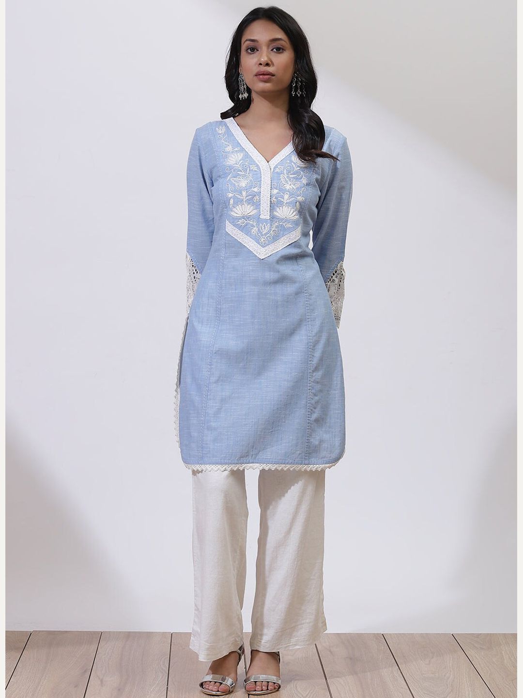 Lakshita Blue Floral Embroidered V-Neck Pure Cotton Panelled Kurti Price in India