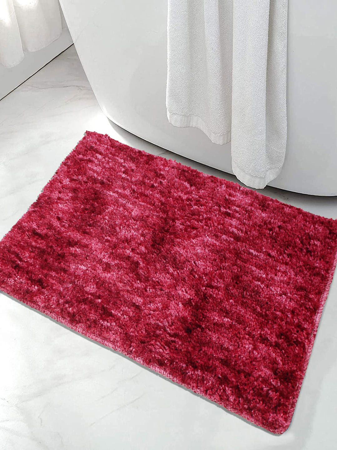 LUXEHOME INTERNATIONAL Red Solid 1600 GSM Anti-Skid Bath Rug Price in India