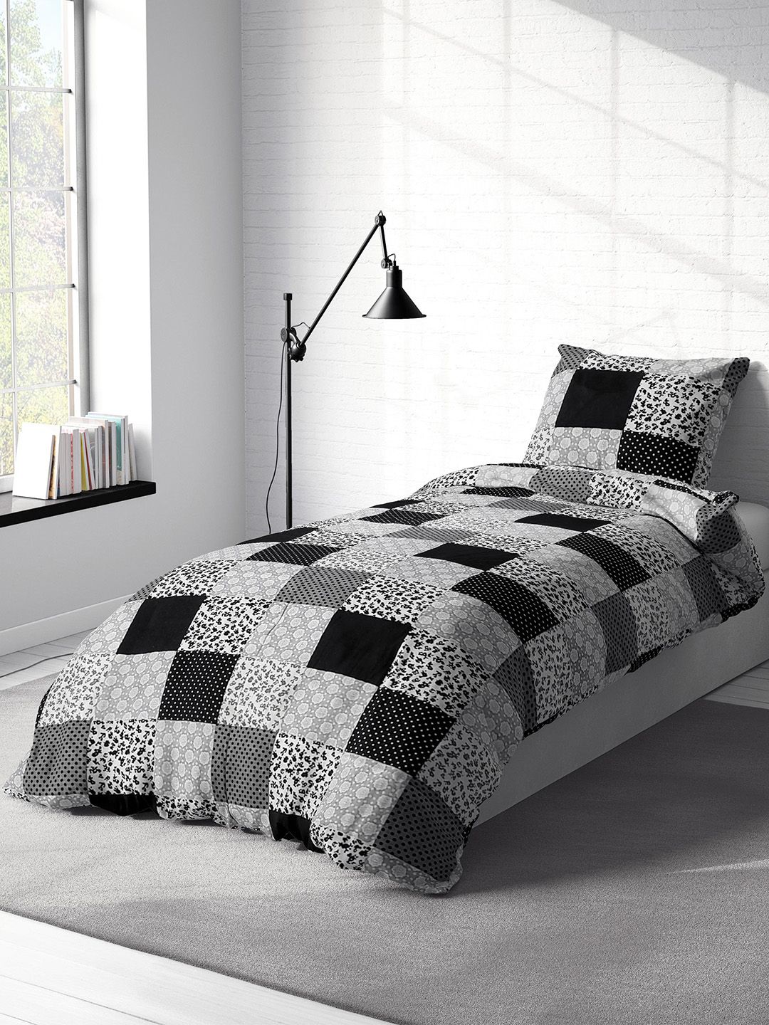 LABHAM Unisex Black Bedsheets Price in India