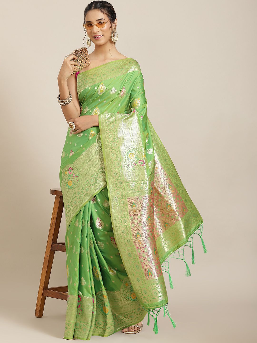 Havida Sarees Green Ethnic Motifs Zari Silk Blend Banarasi Saree Price in India