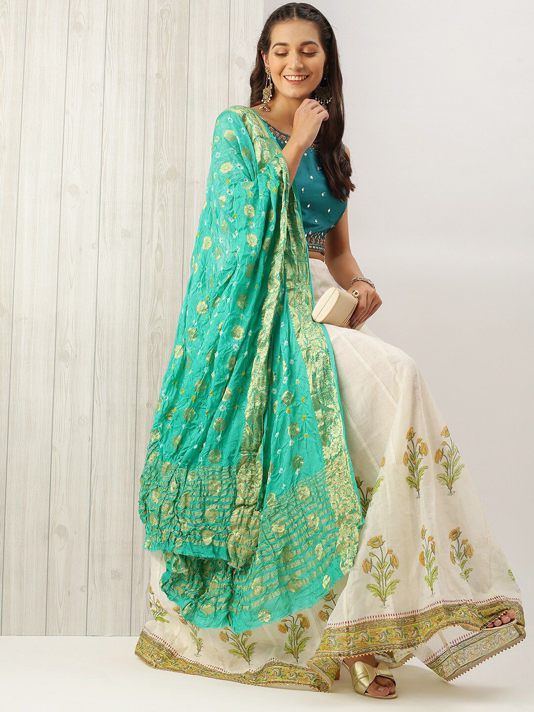 Sanwara Green & Gold-Toned Woven Design Pure Silk Dupatta with Zari Price in India