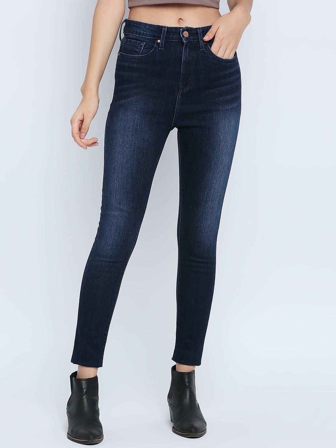 SPYKAR Women Blue Super Skinny Fit Light Fade Jeans Price in India