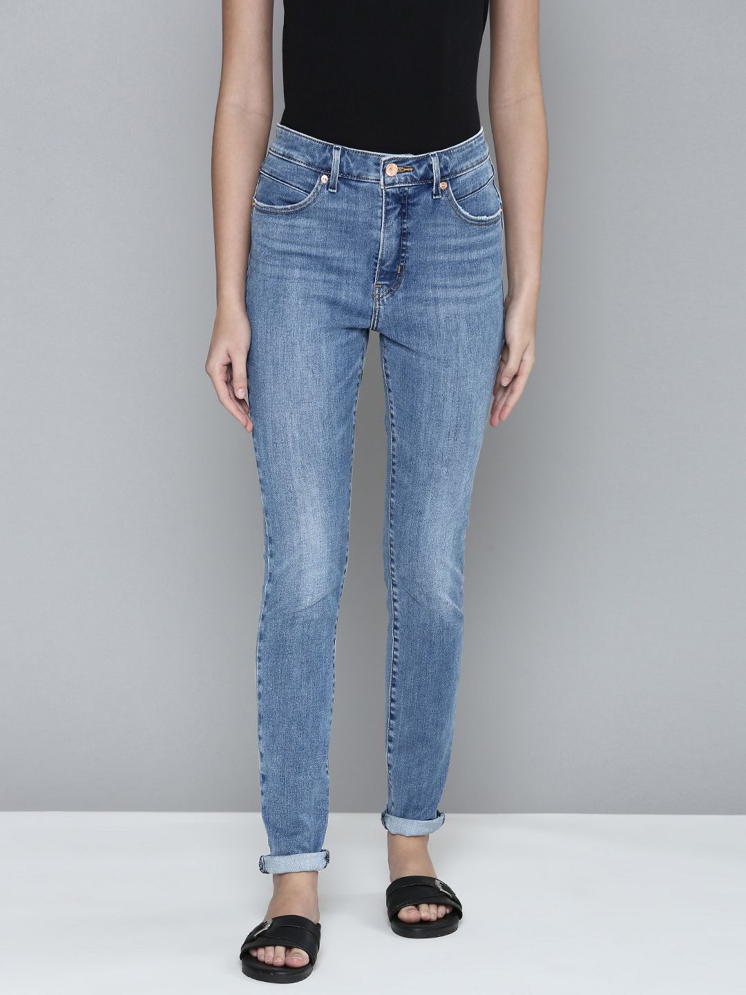 Levis Women Blue Skinny Fit Light Fade Stretchable Jeans Price in India