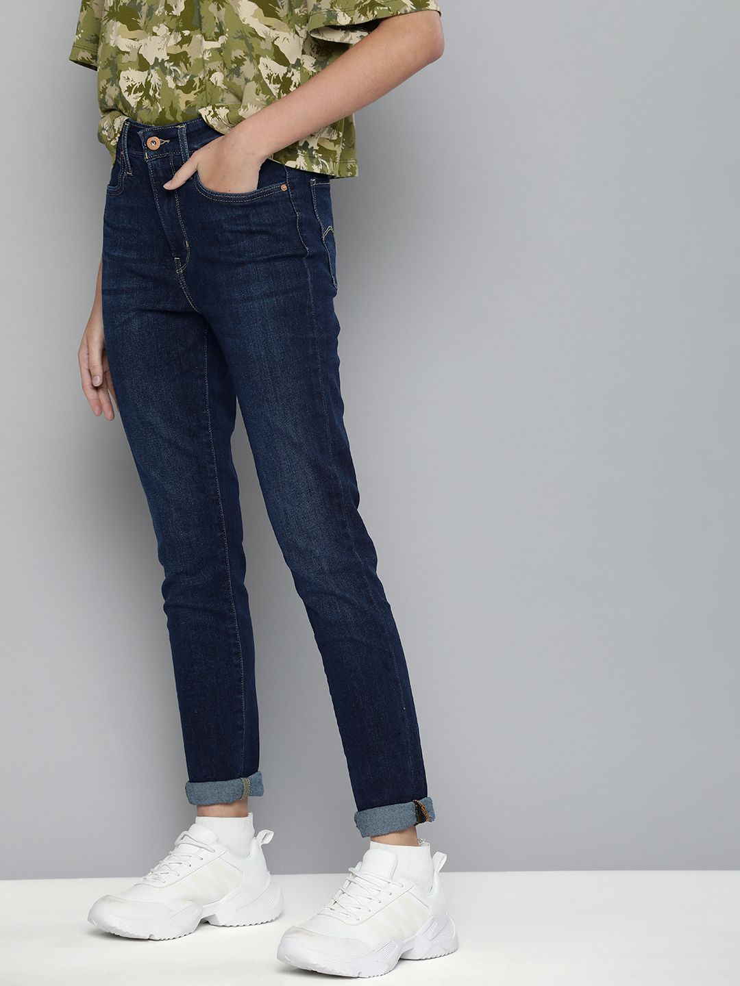 Levis Women Navy Blue Skinny Fit Light Fade Stretchable Casual Jeans Price in India