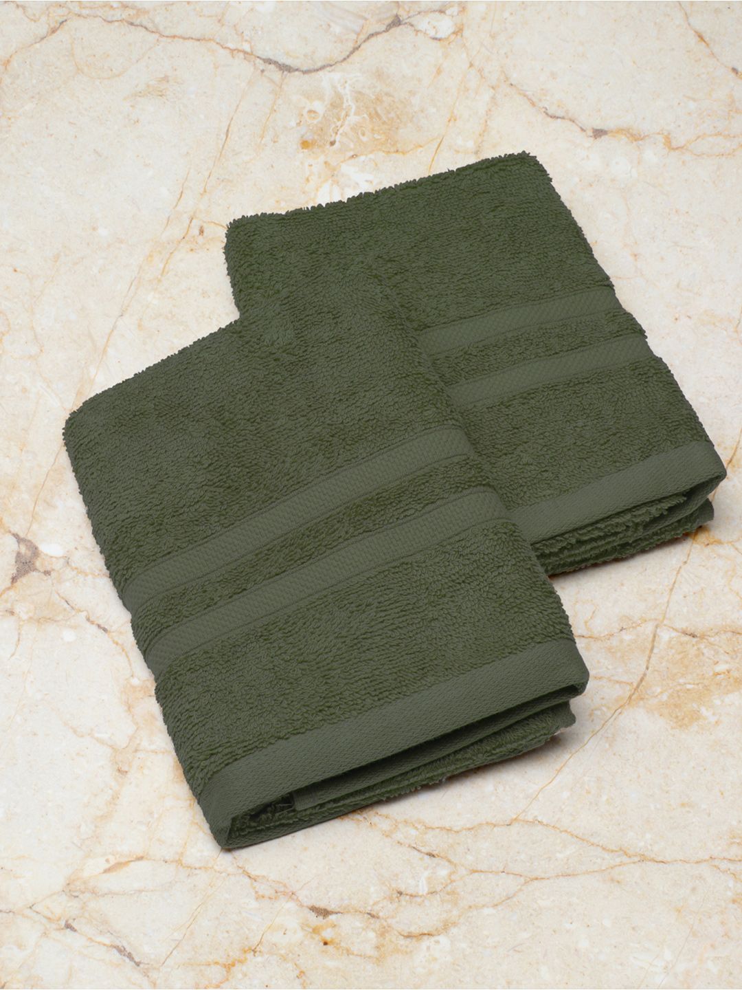 Monte Carlo Pack of 2 Cotton 520GSM Hand Towels Price in India