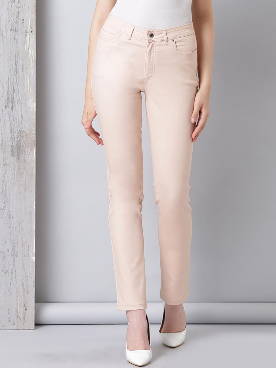 Lakshita Women Peach-Coloured Cropped Skinny Fit Stretchable Jeans Price in India