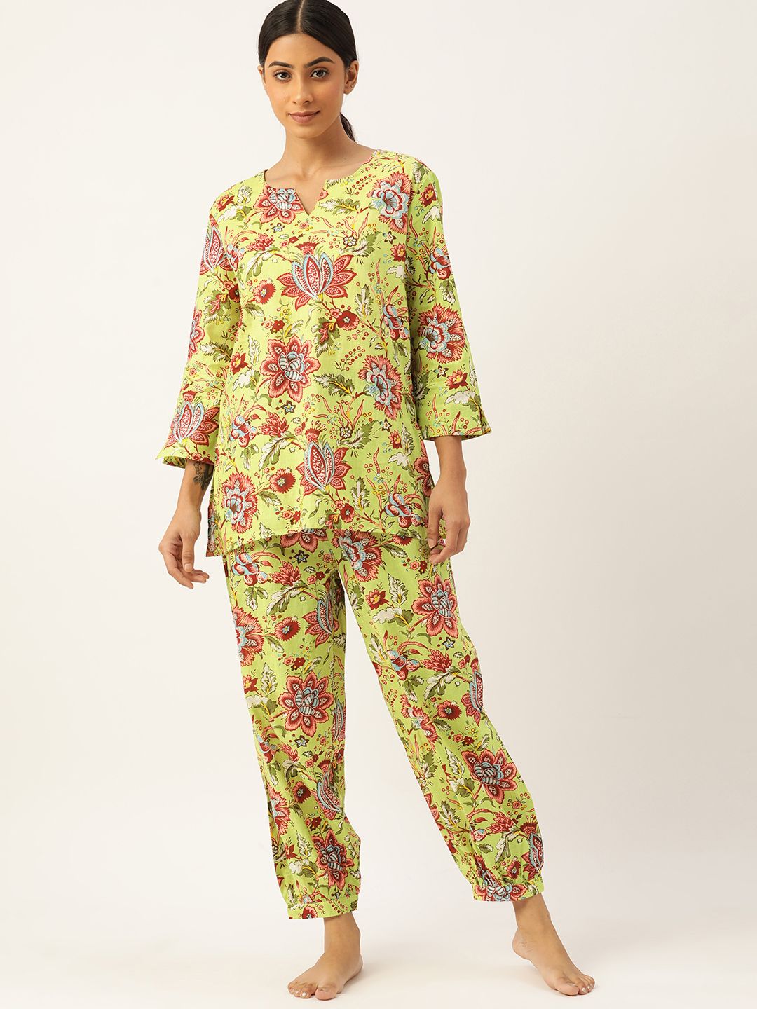 ETC Women Green & Red Pure Cotton Jaipuri Print Pyjama Set Price in India