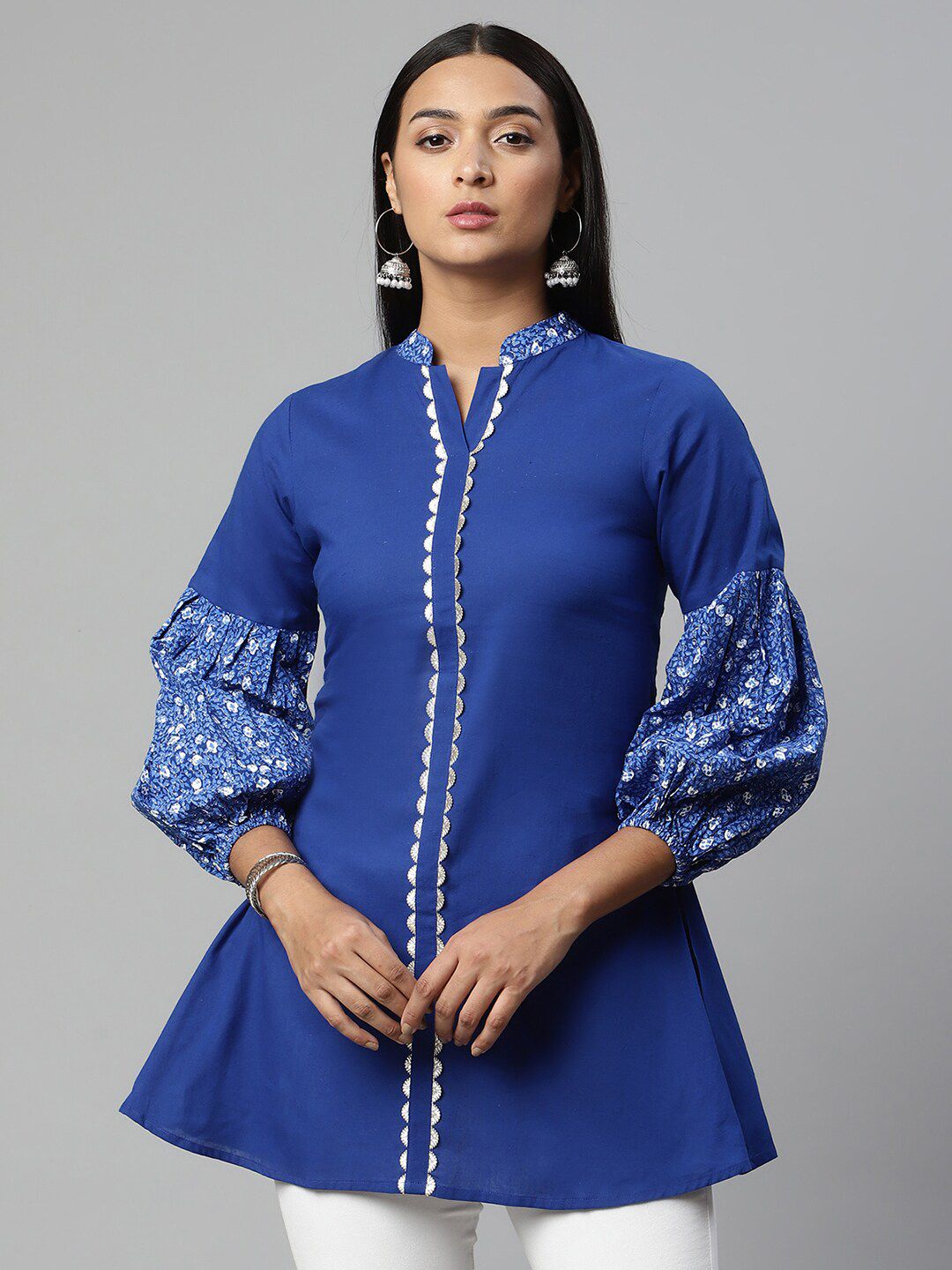 Ahalyaa Women Blue & White Mandarin Collar Cotton Printed Indigo Tunic Price in India