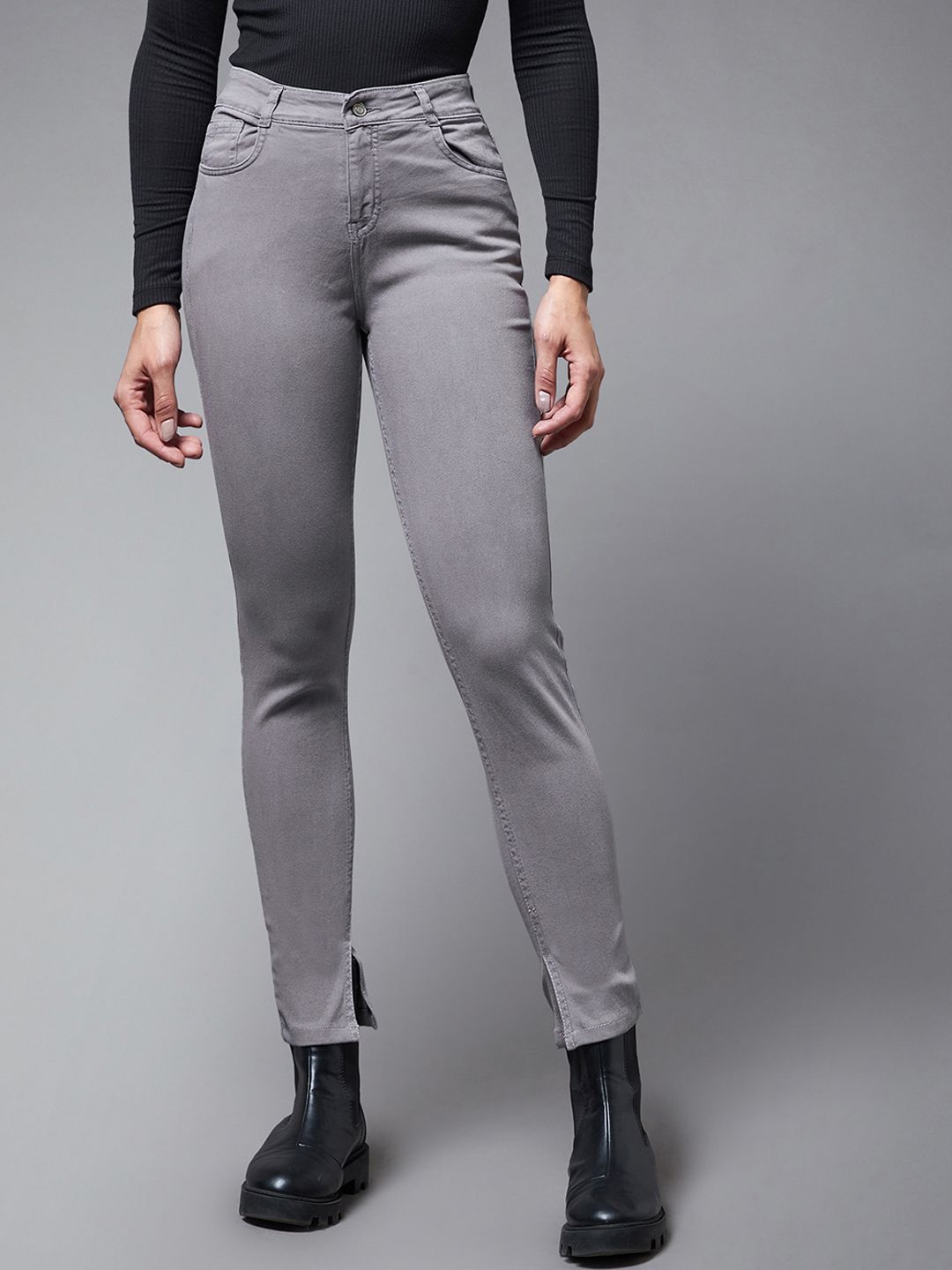 DOLCE CRUDO Women Grey Cropped Skinny Fit High-Rise Stretchable Jeans Price in India