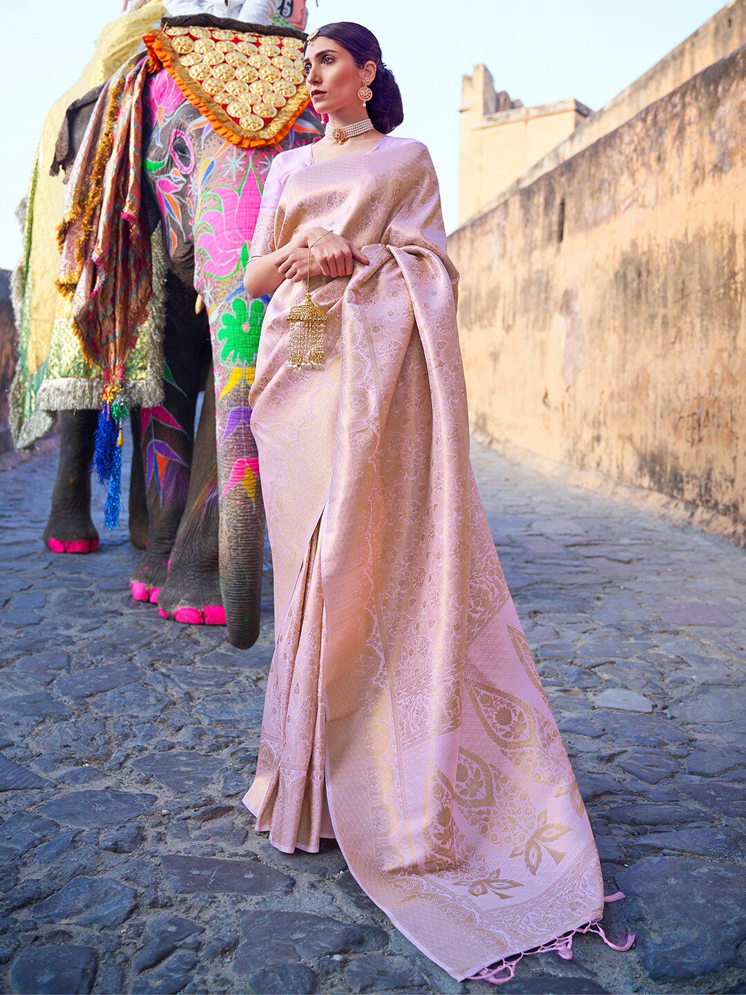 Mitera Lavender & Gold-Toned Woven Design Zari Silk Blend Banarasi Saree Price in India