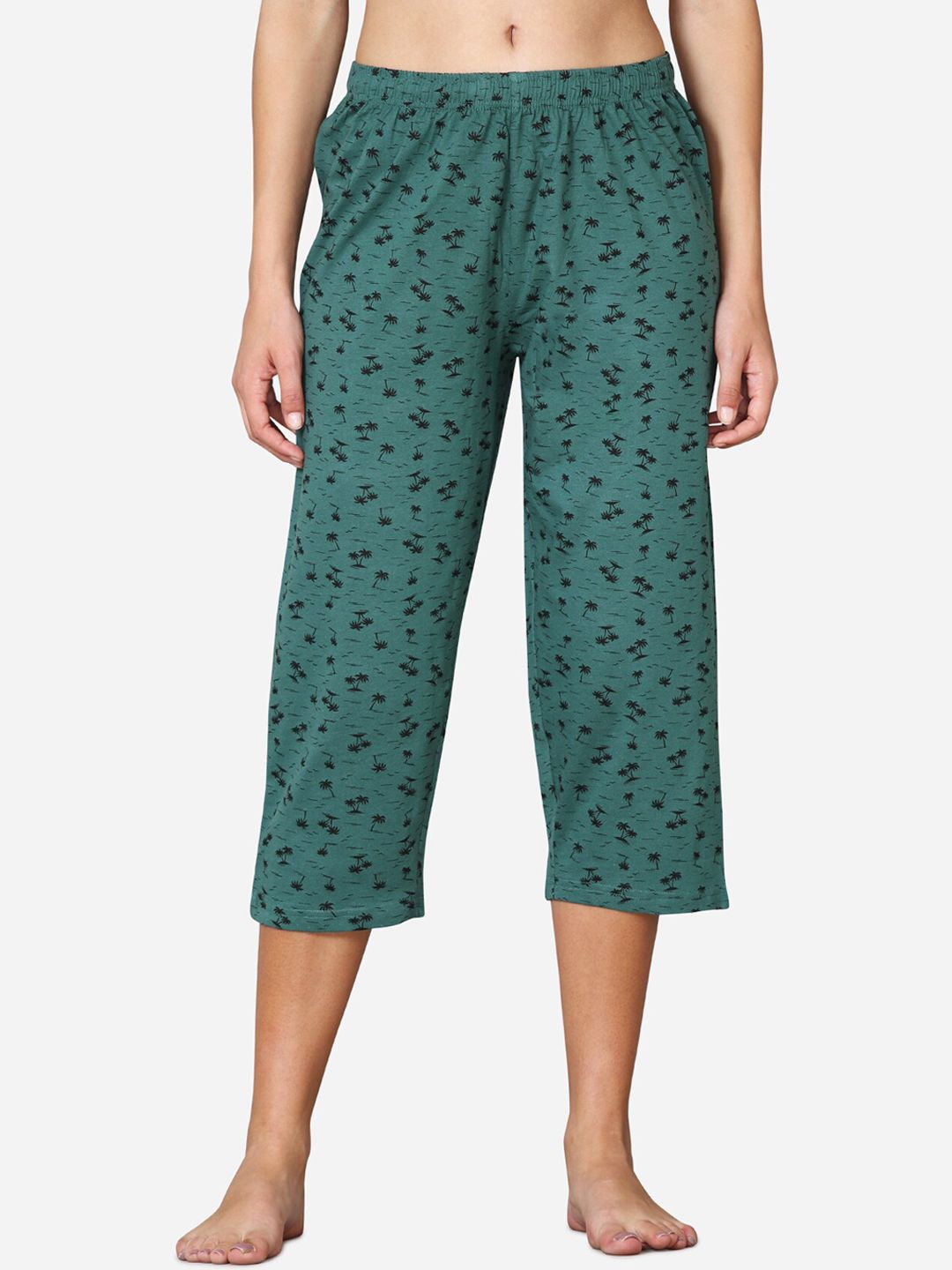 VStar Women Green Printed Cotton Capri  Lounge Pants Price in India