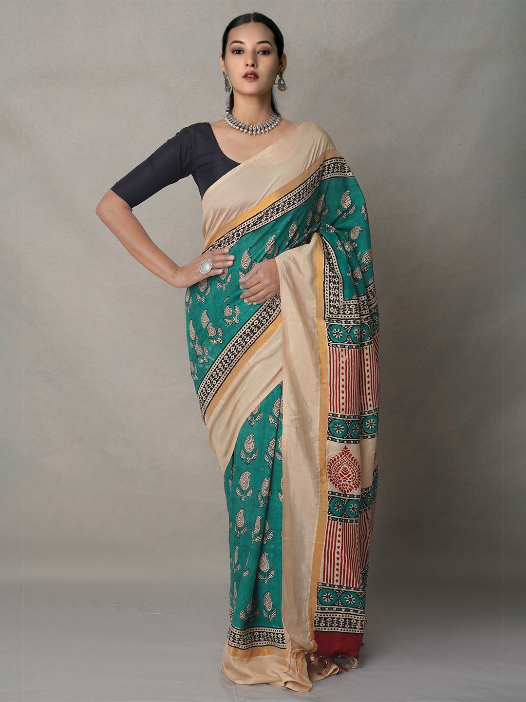 Unnati Silks Cream & Green Floral Printed Pure Silk Bagru Saree