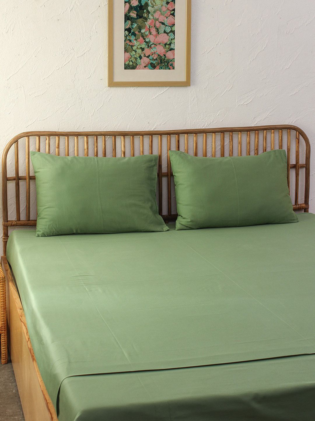 House This Green 180 TC Cotton Queen Bedsheet with 2 Pillow Covers Price in India