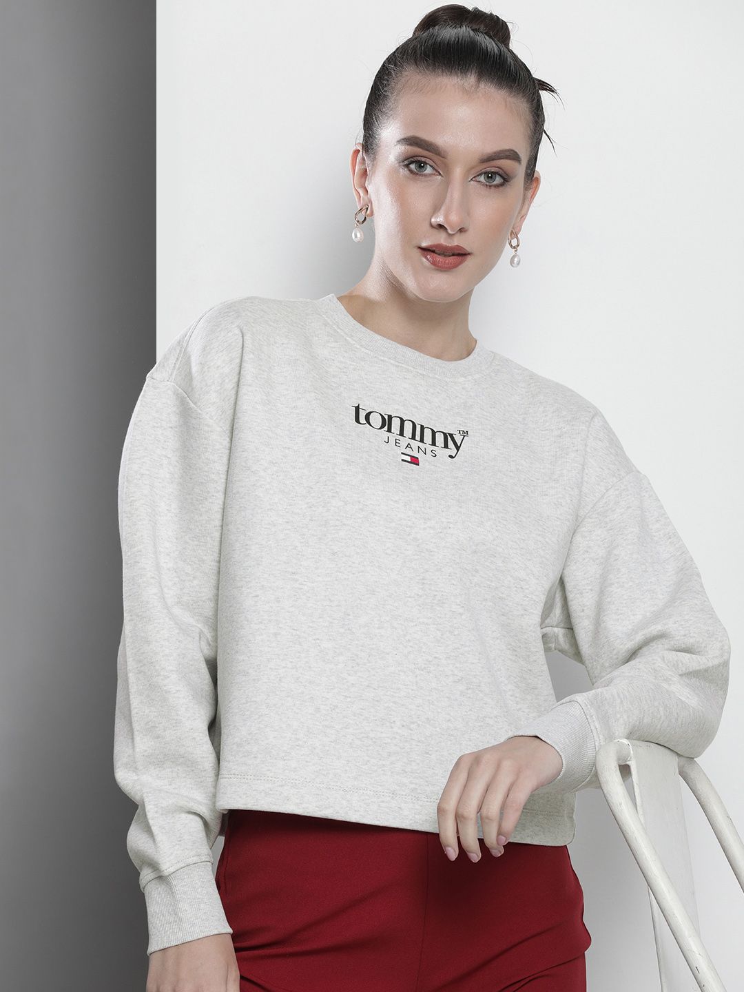 Tommy Hilfiger Women Grey Melange Printed Sweatshirt Price in India