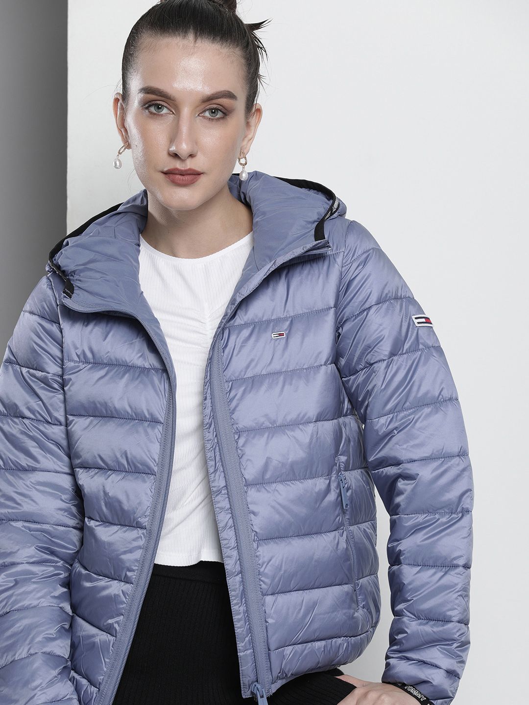 Tommy Hilfiger Women Grey Hooded Puffer Jacket Price in India