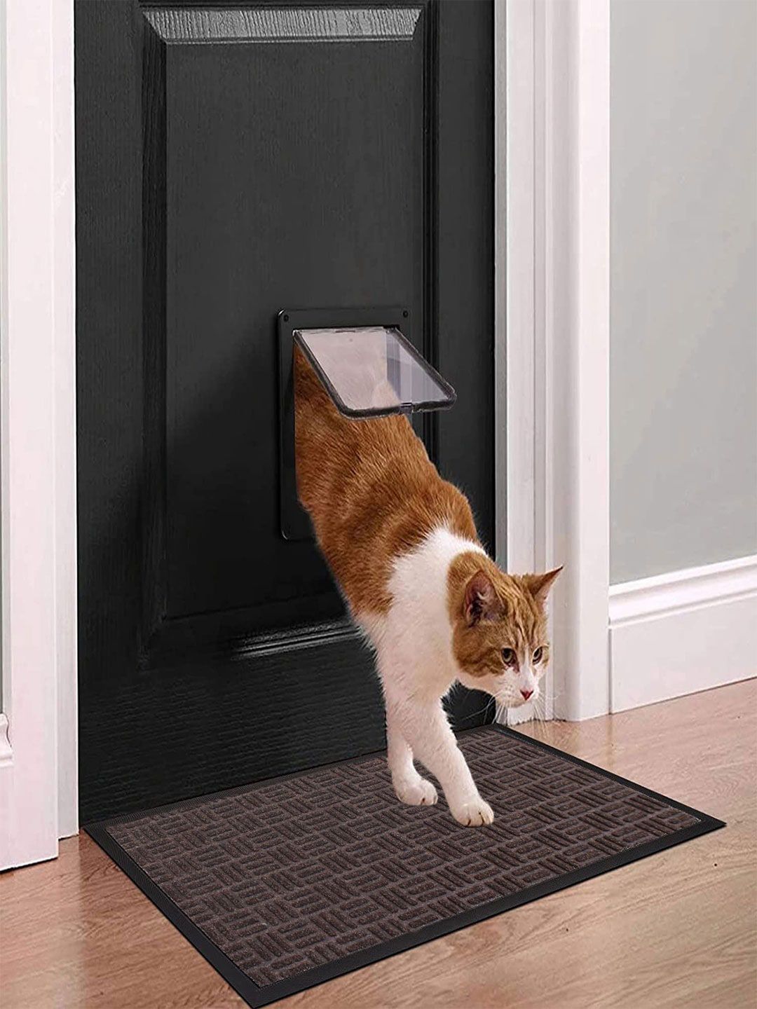 LUXEHOME INTERNATIONAL Beige Solid No Shredding Rubber Doormat Price in India