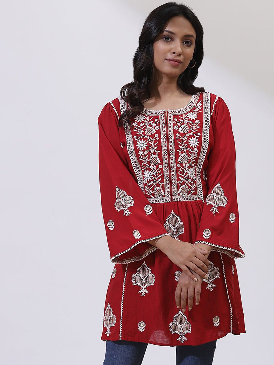 Lakshita Red & White Floral Embroidered Thread Work Panelled Kurti Price in India