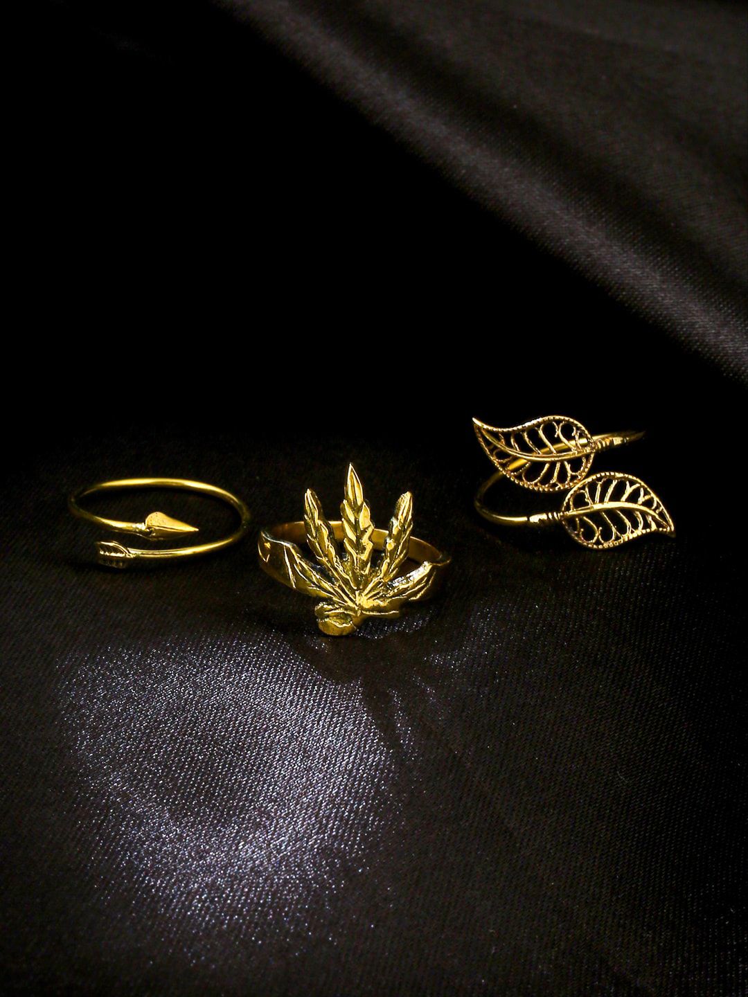 kashwini Set Of 3 Gold Plated & Gold Toned Ring Price in India