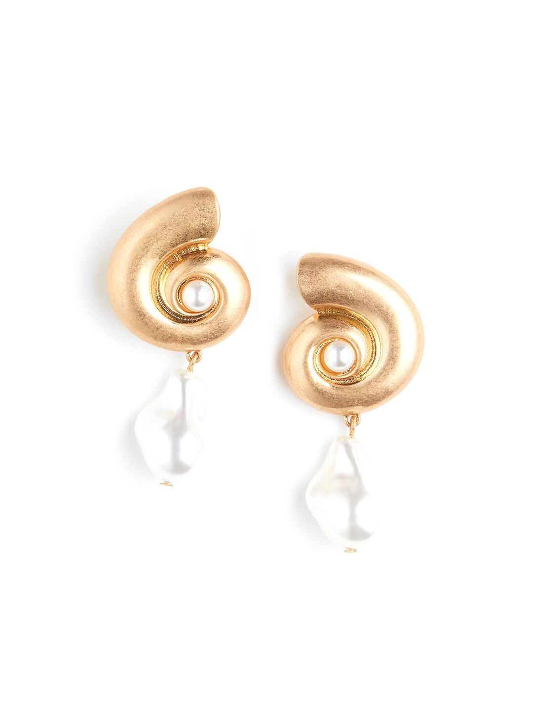 H&M Gold-Toned Shell-Shaped Earrings Price in India