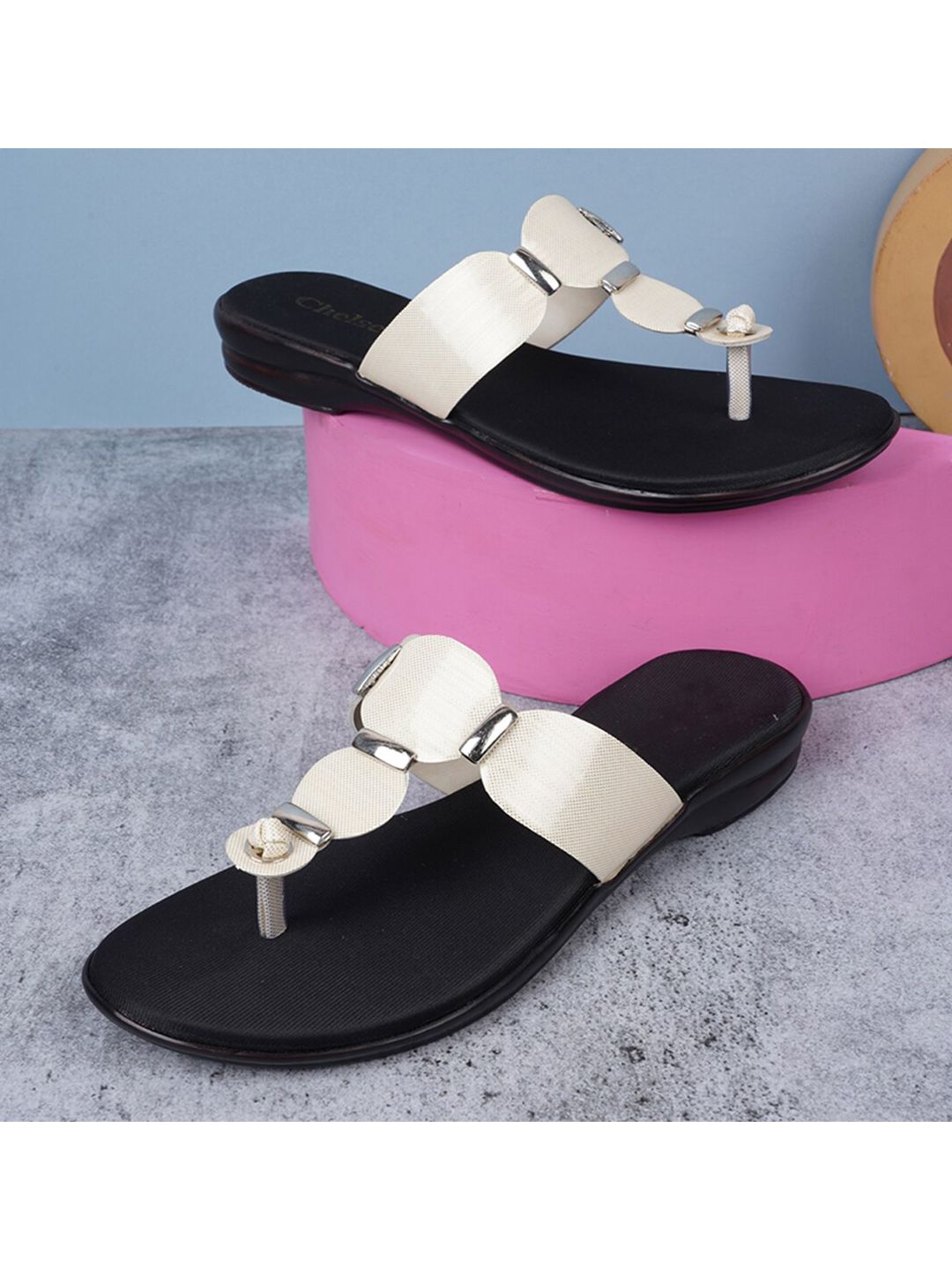 Style Shoes Women White Solid T-Strap Flats Price in India