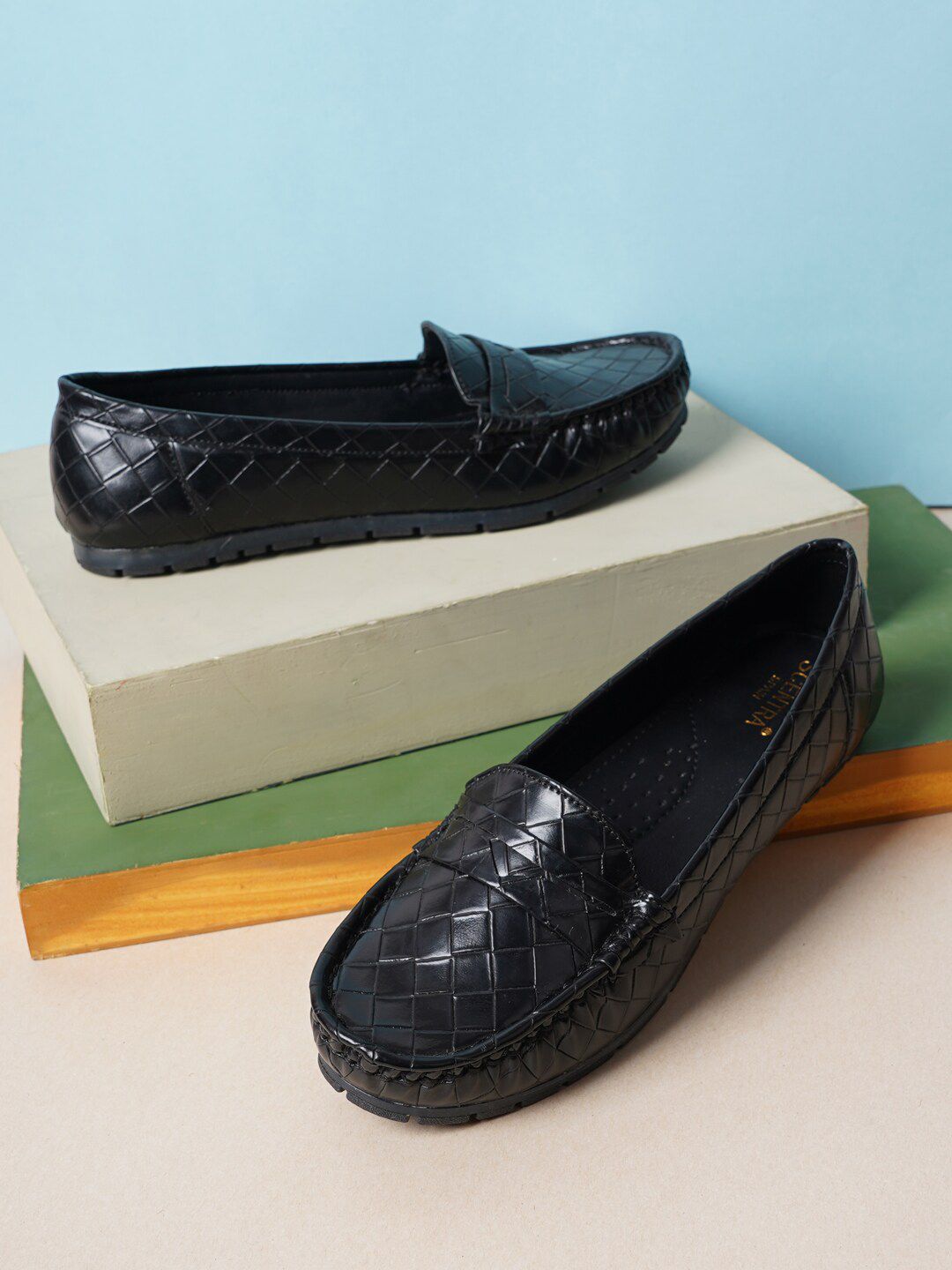 SCENTRA Women Black Textured Loafers Price in India