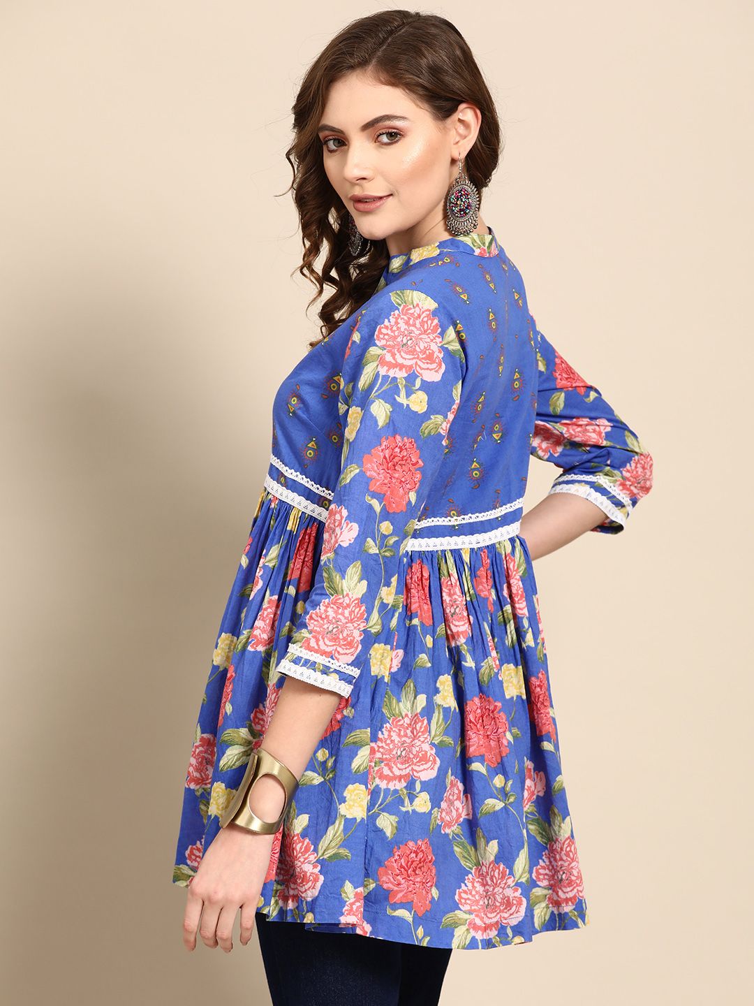 Sangria Women Blue & Pink Floral Printed A-line Top Price in India