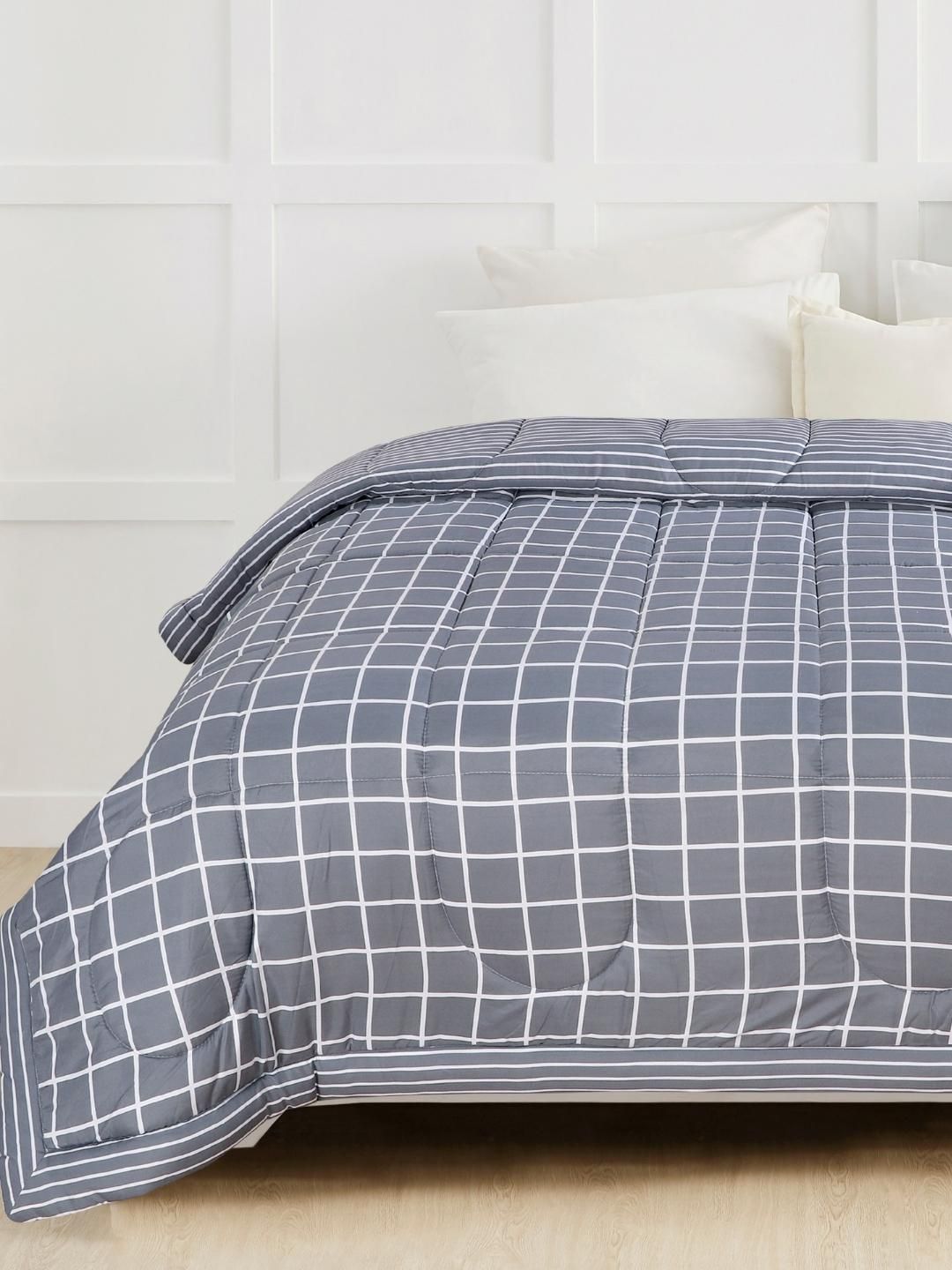 A Homes Grace Grey Checked Comforter 120 GSM Price in India