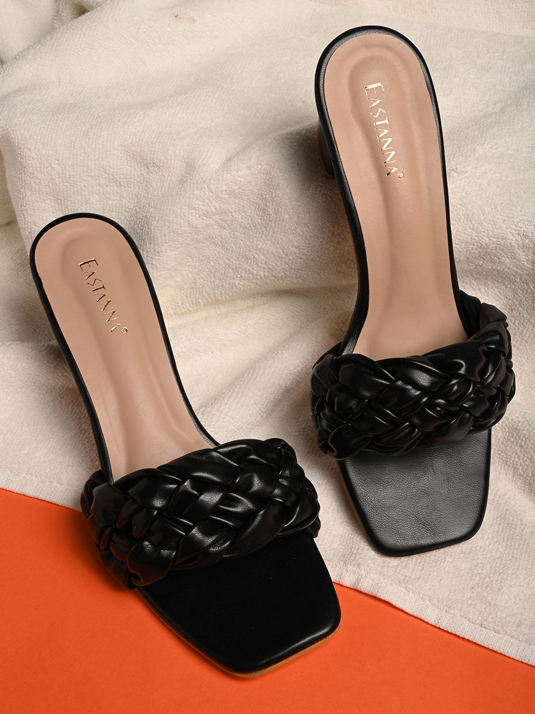BuckleUp Black Textured Block Sandals Price in India