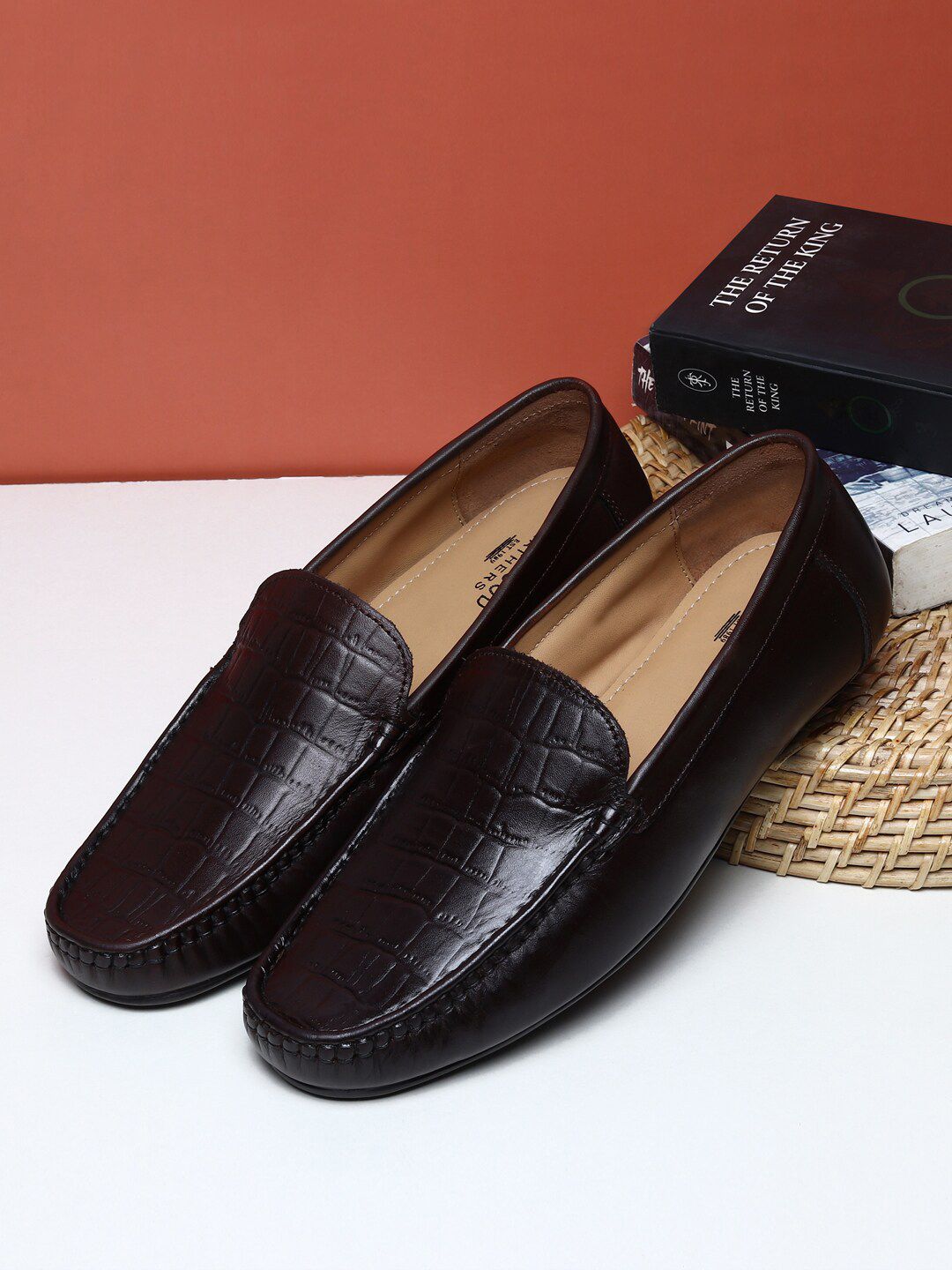 Teakwood Leathers Men Brown Textured Leather Loafers