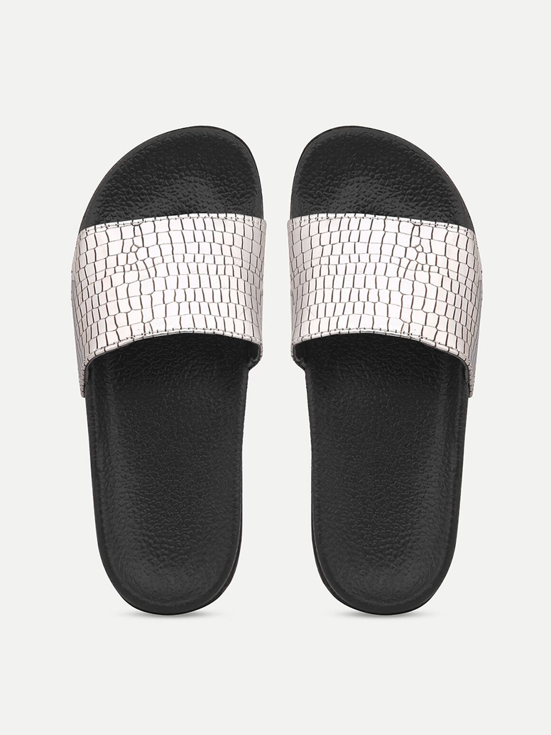 AMACLASS Women Silver-Toned & Black Sliders Price in India