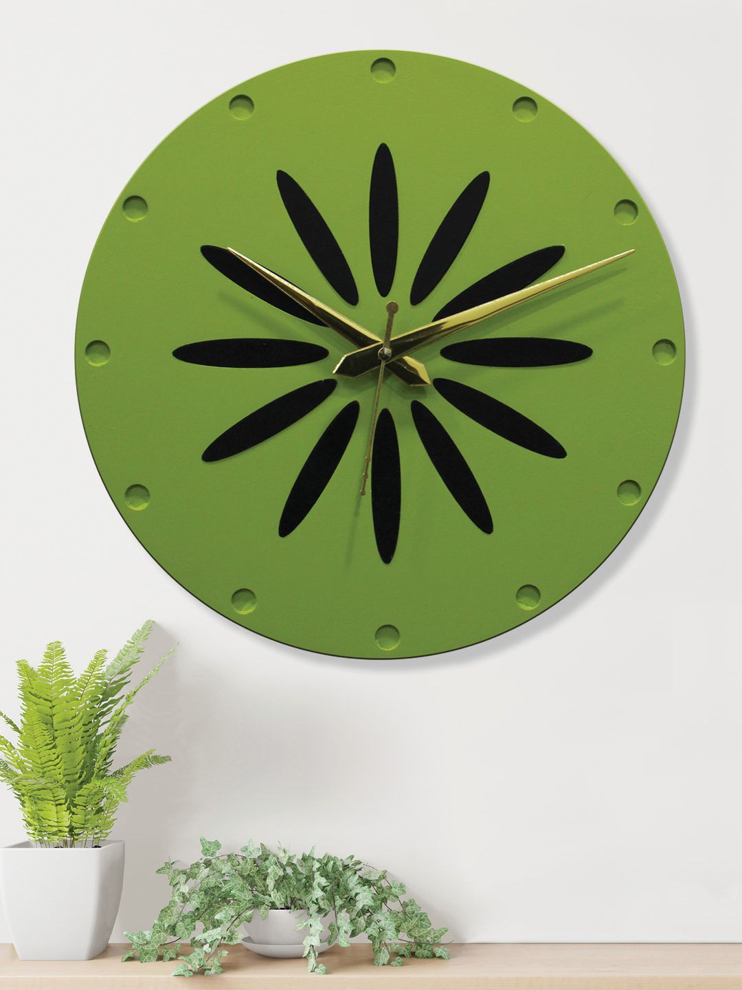 RANDOM Unisex Green Clocks Price in India